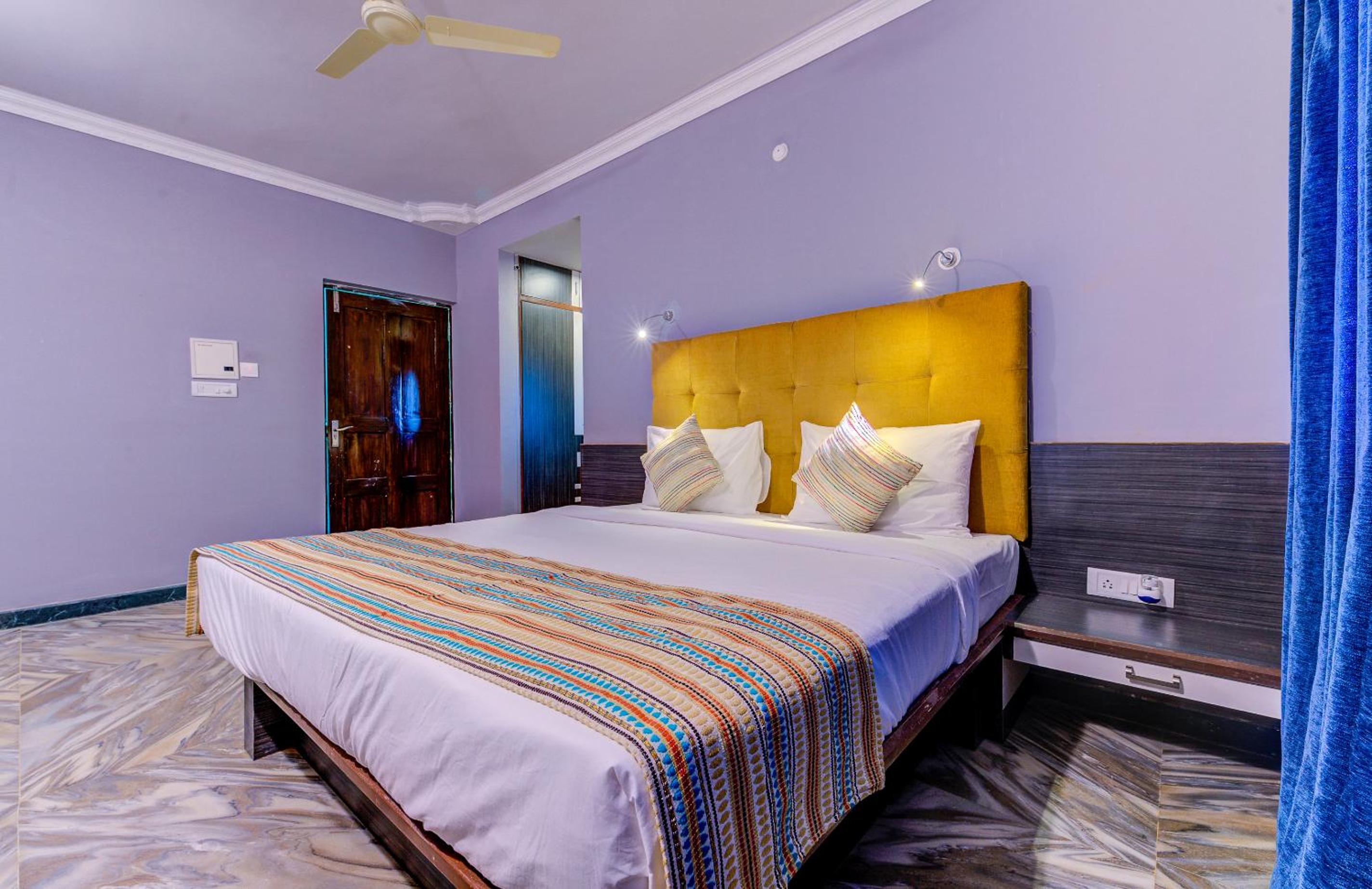 Deluxe Double Room photo 3