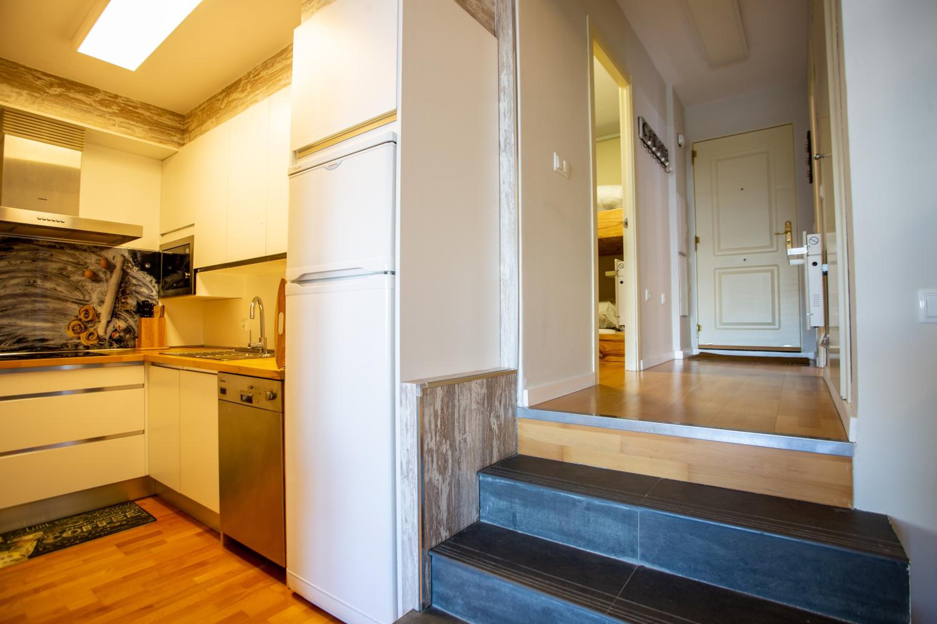 Deluxe Apartment photo 2