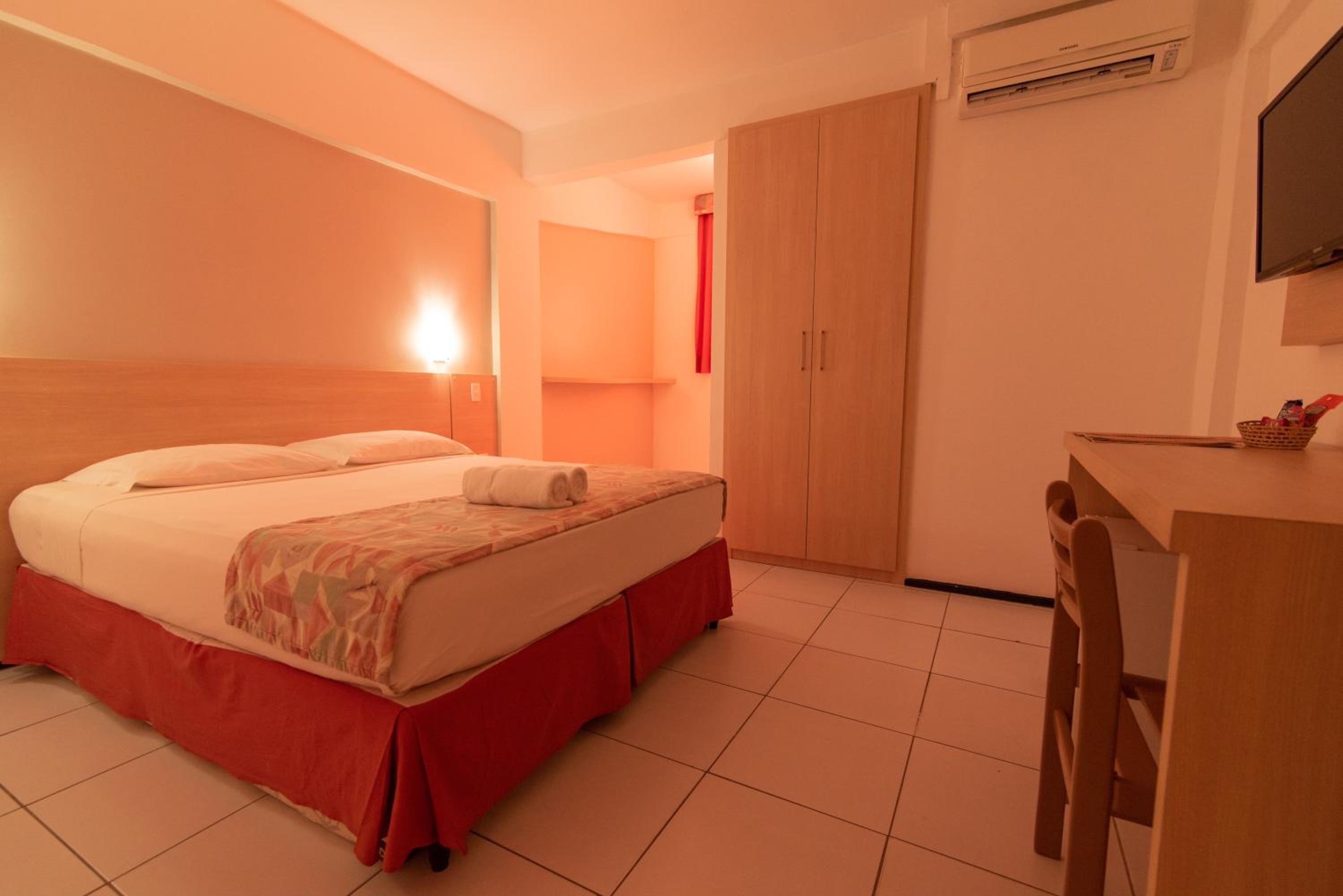 Standard Double Room - Photo 2