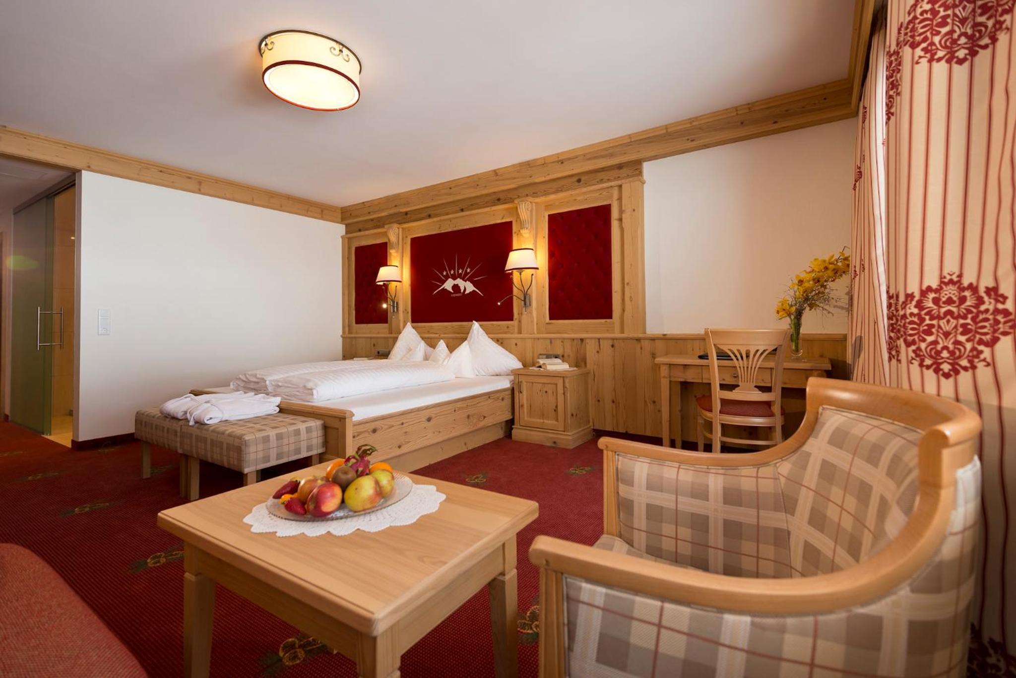 Superior Double Room - Photo 1