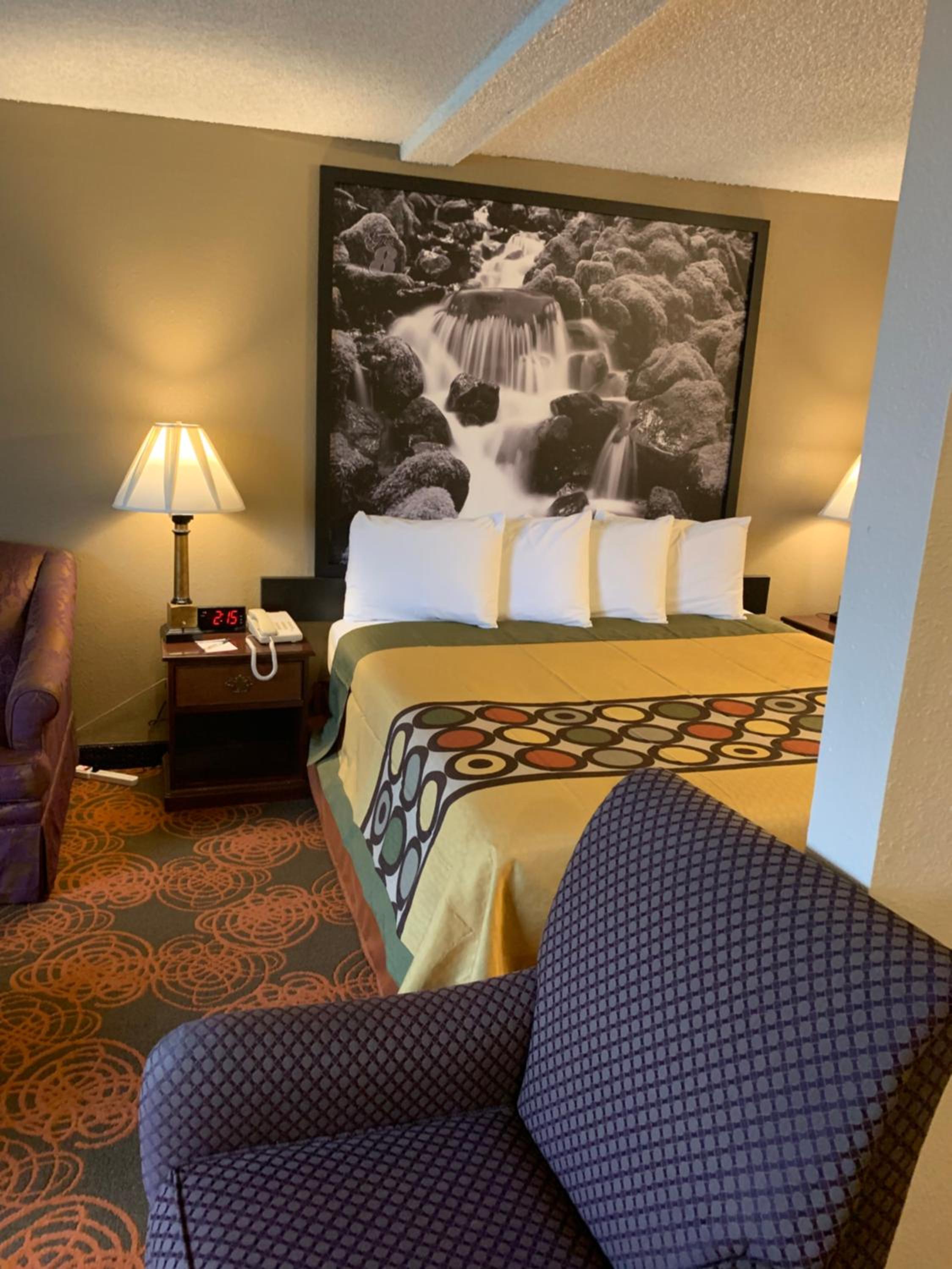 King Room - Non-Smoking - Photo 6