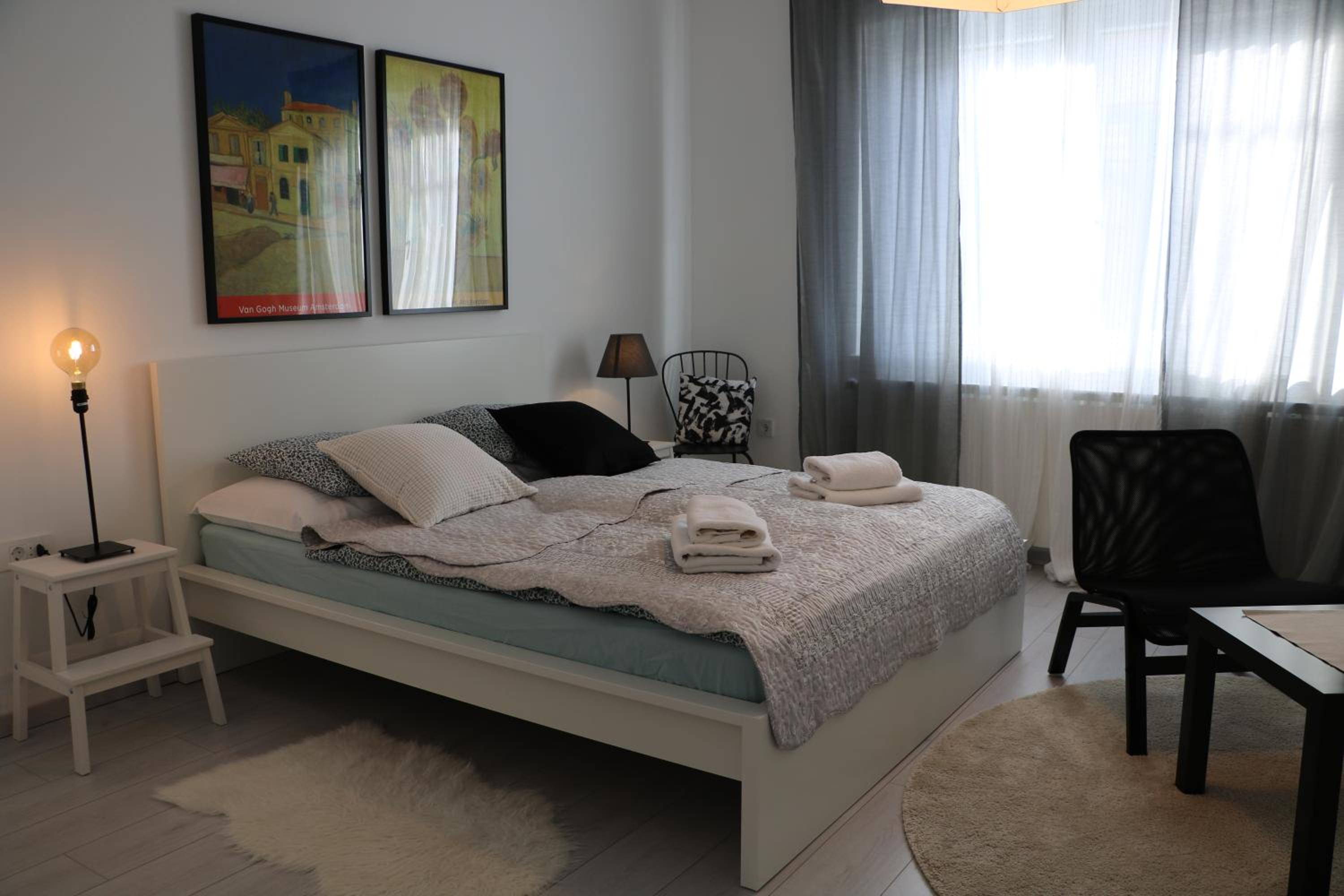 Studio Apartment