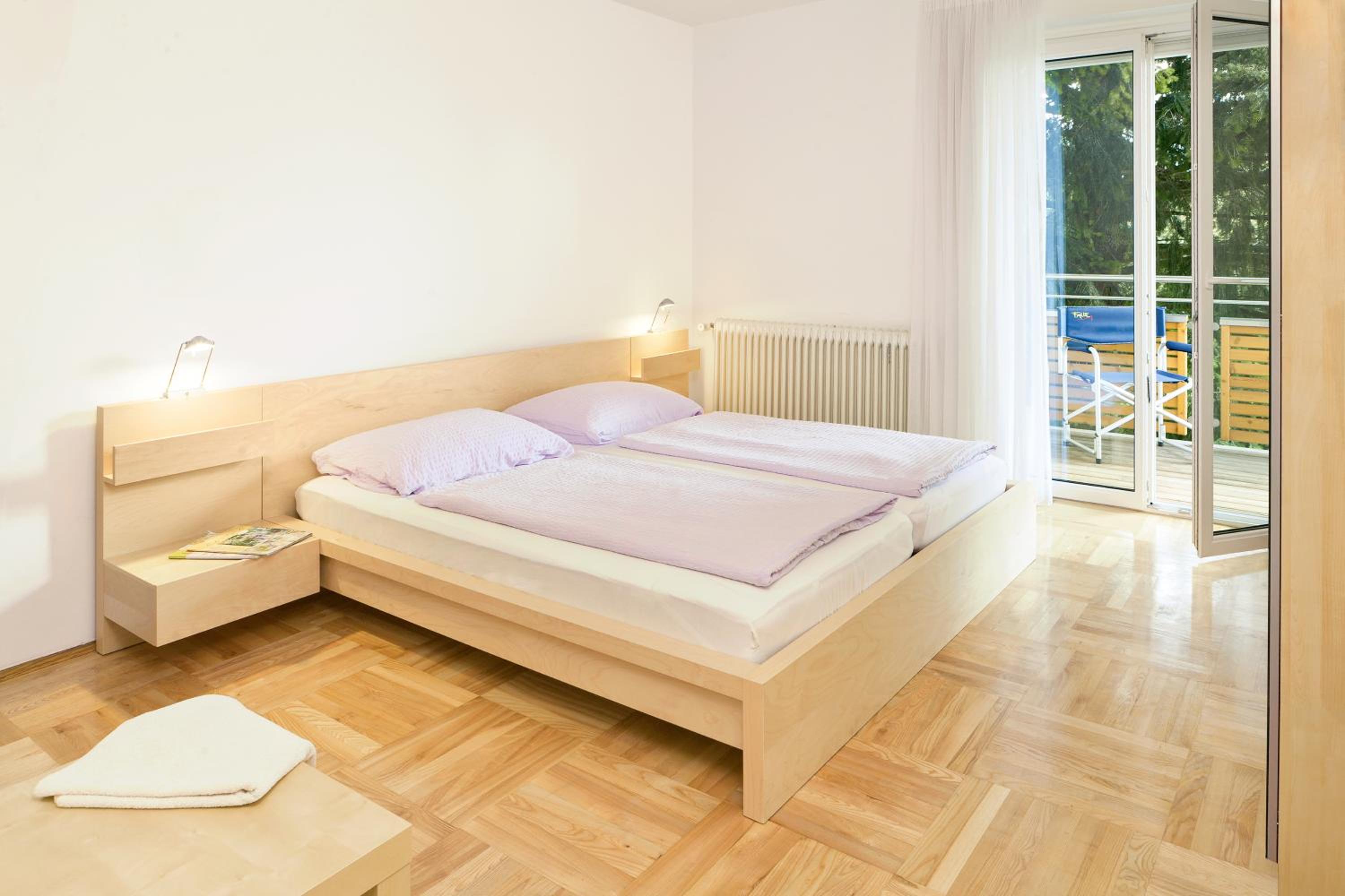 One-Bedroom Apartment with Balcony photo 1