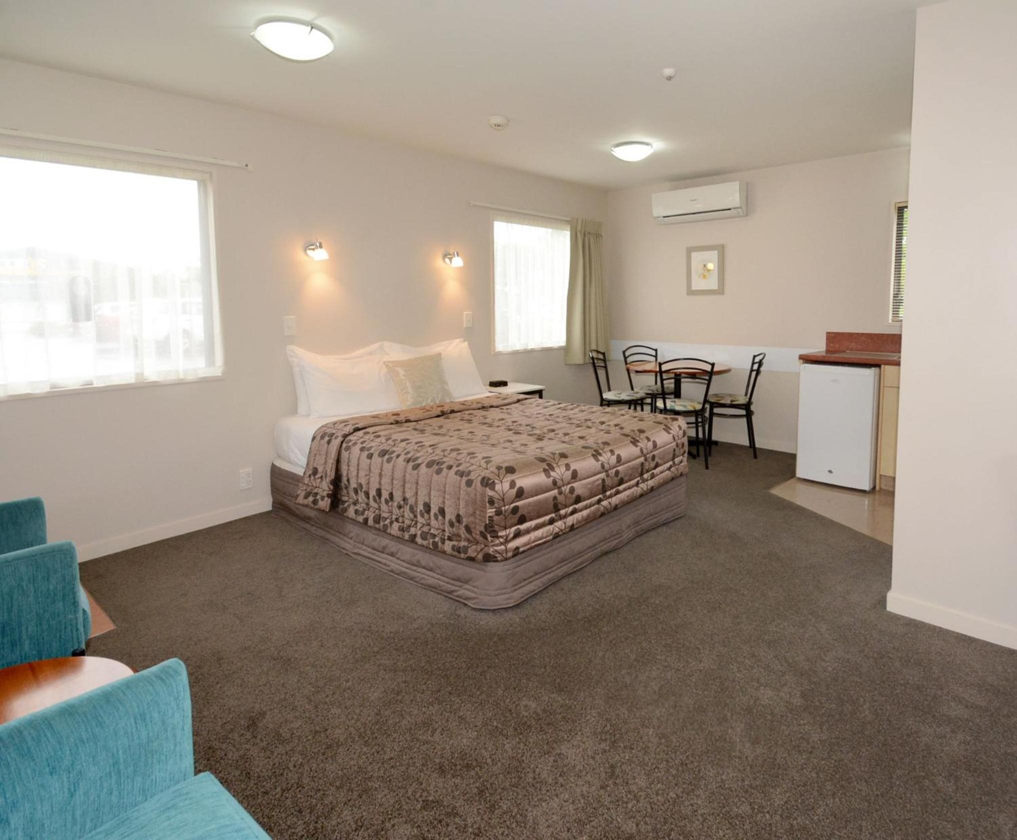 One Bedroom Executive Suite - Photo 1