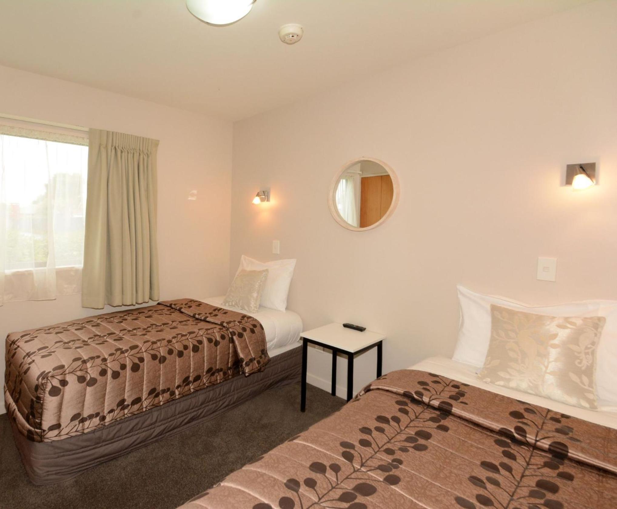 One Bedroom Executive Suite - Photo 3