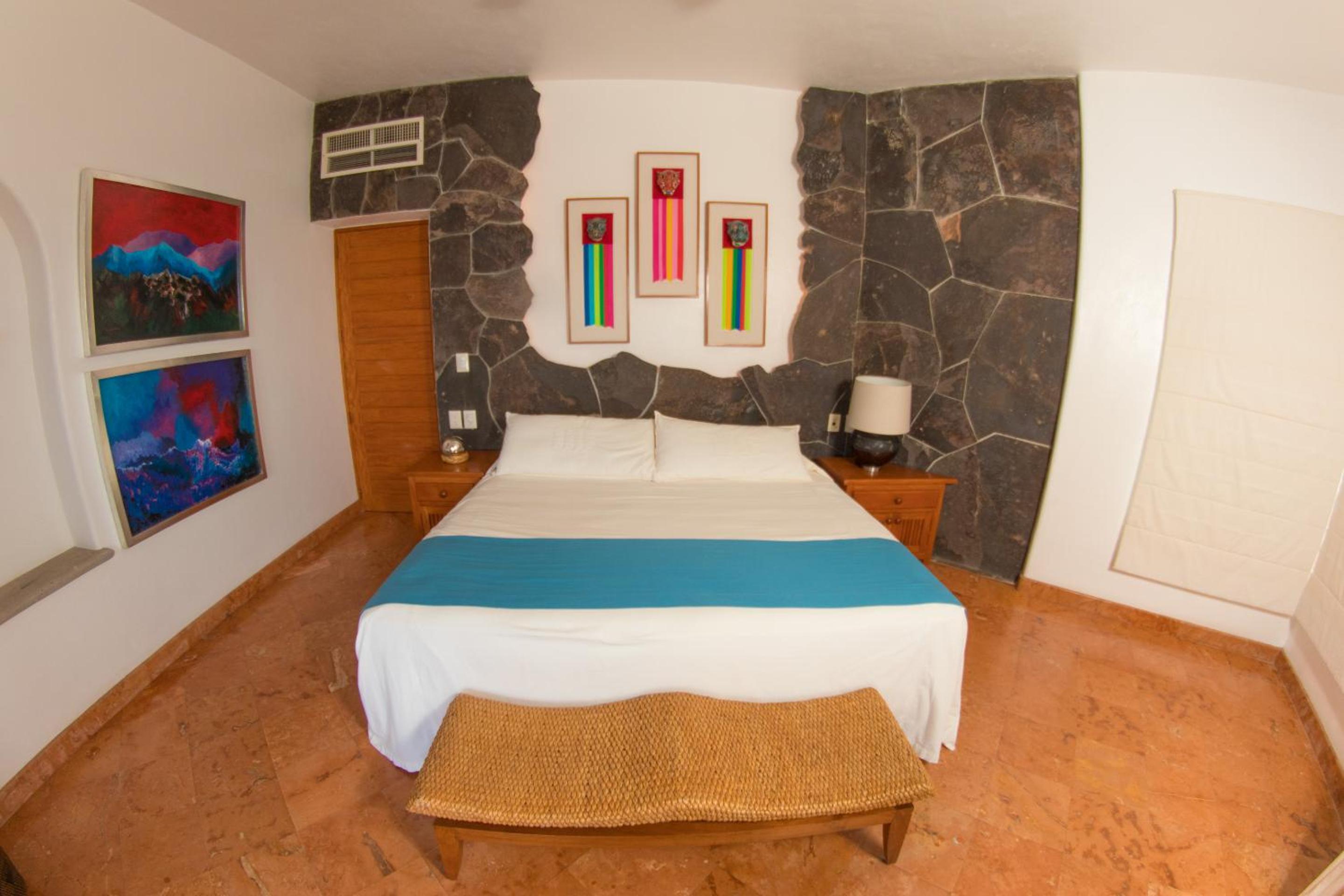 Deluxe Suite with Sea View photo 3