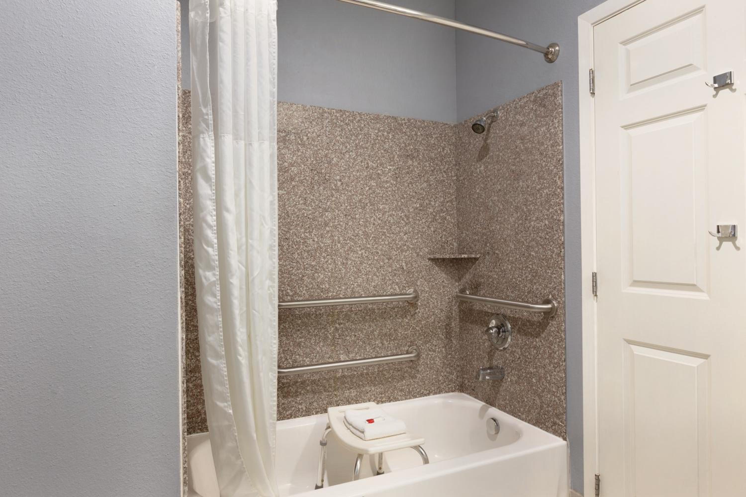 Days Inn by Wyndham Odessa, Photo 4