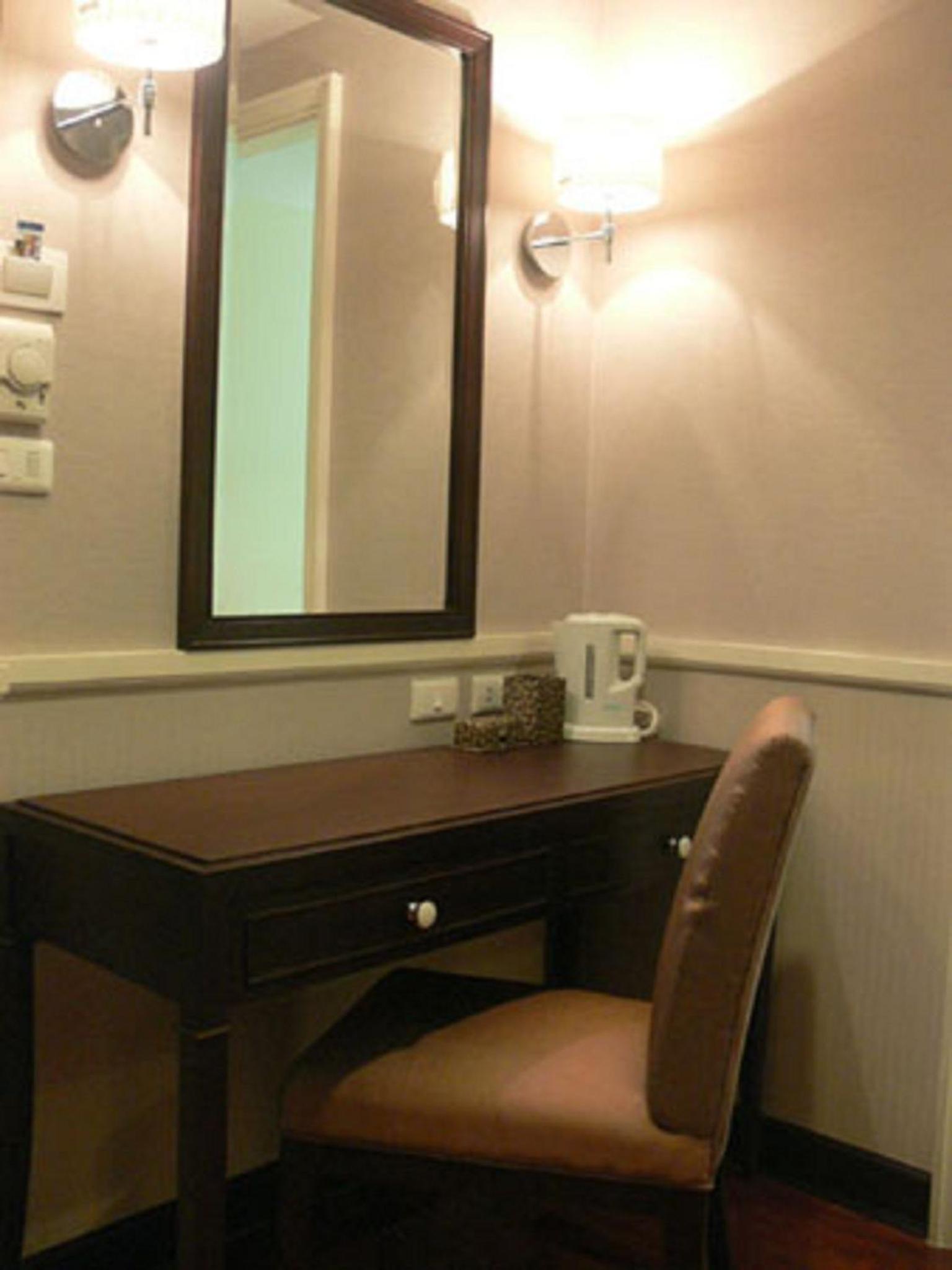 Standard Double or Twin Room with City View photo 3