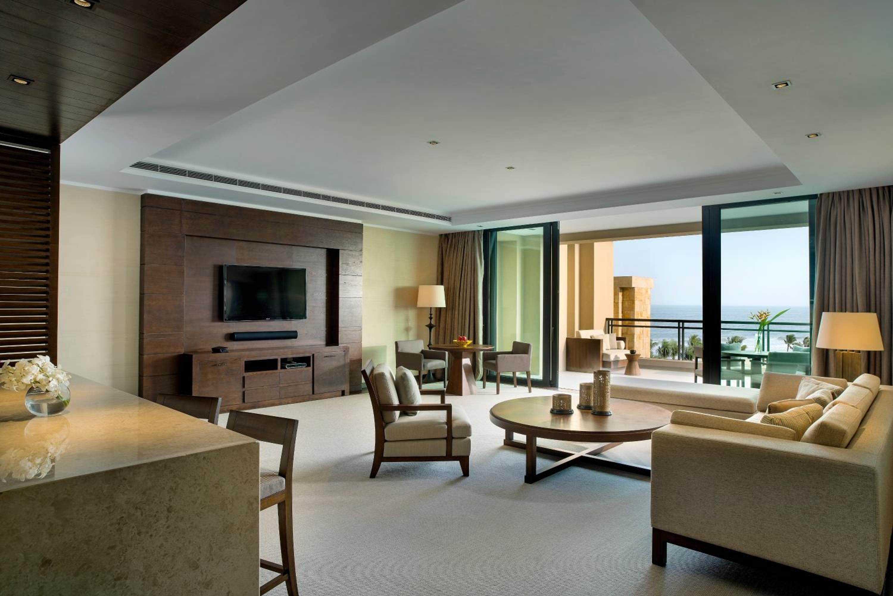 Clear Water Bay Ocean Suite - Photo 6