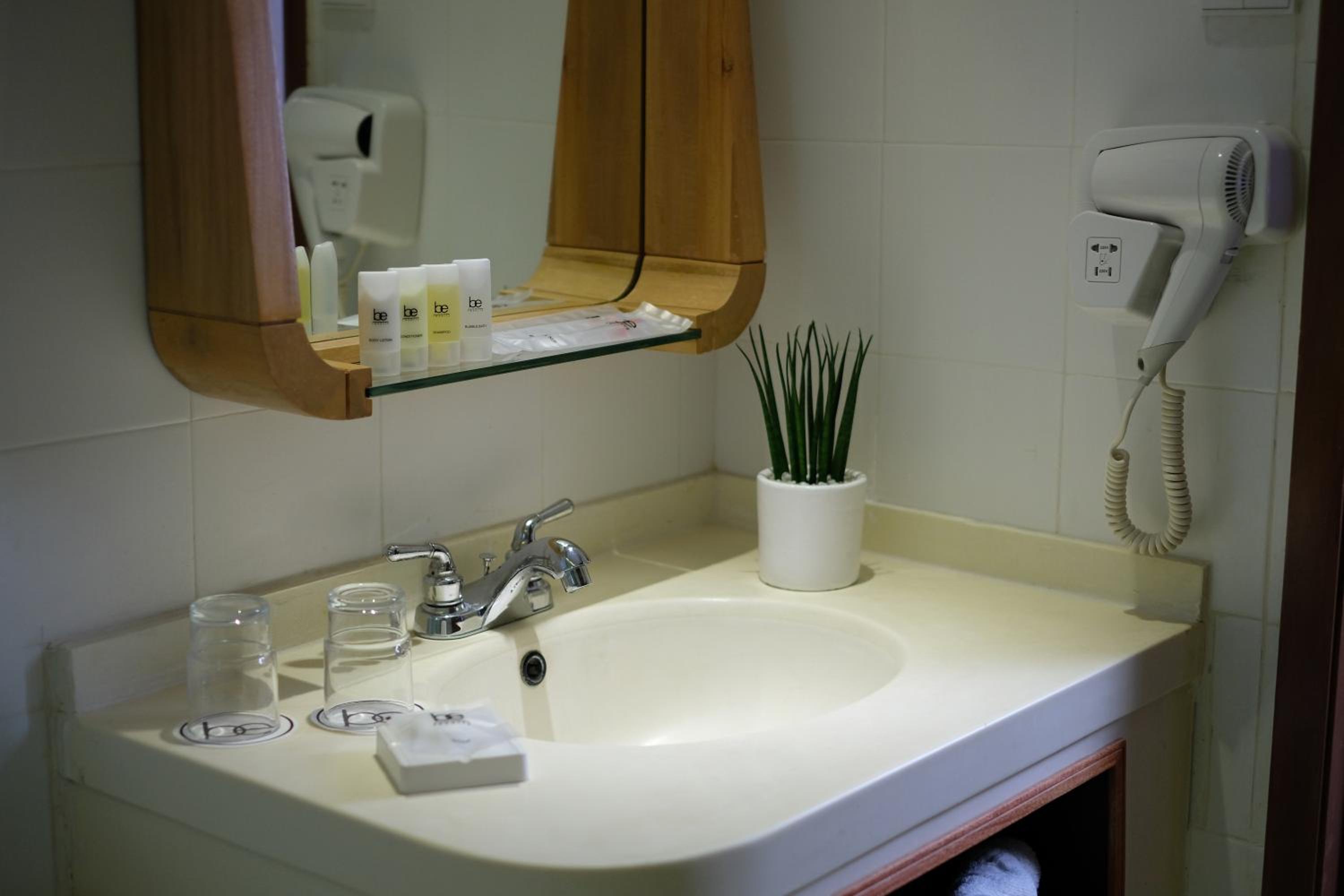 Be Chic - Twin Room - Photo 3