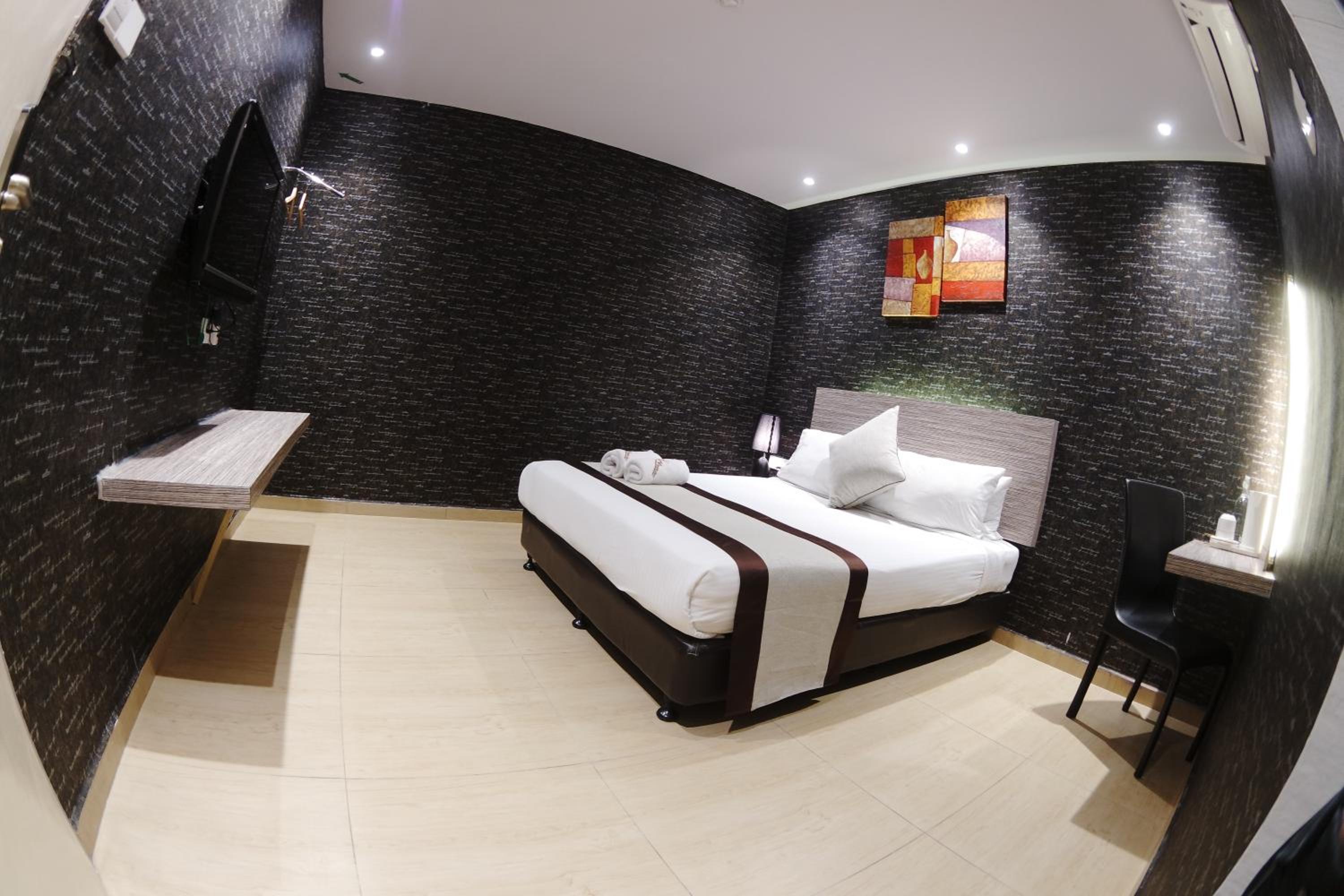 Deluxe Double Room photo 2