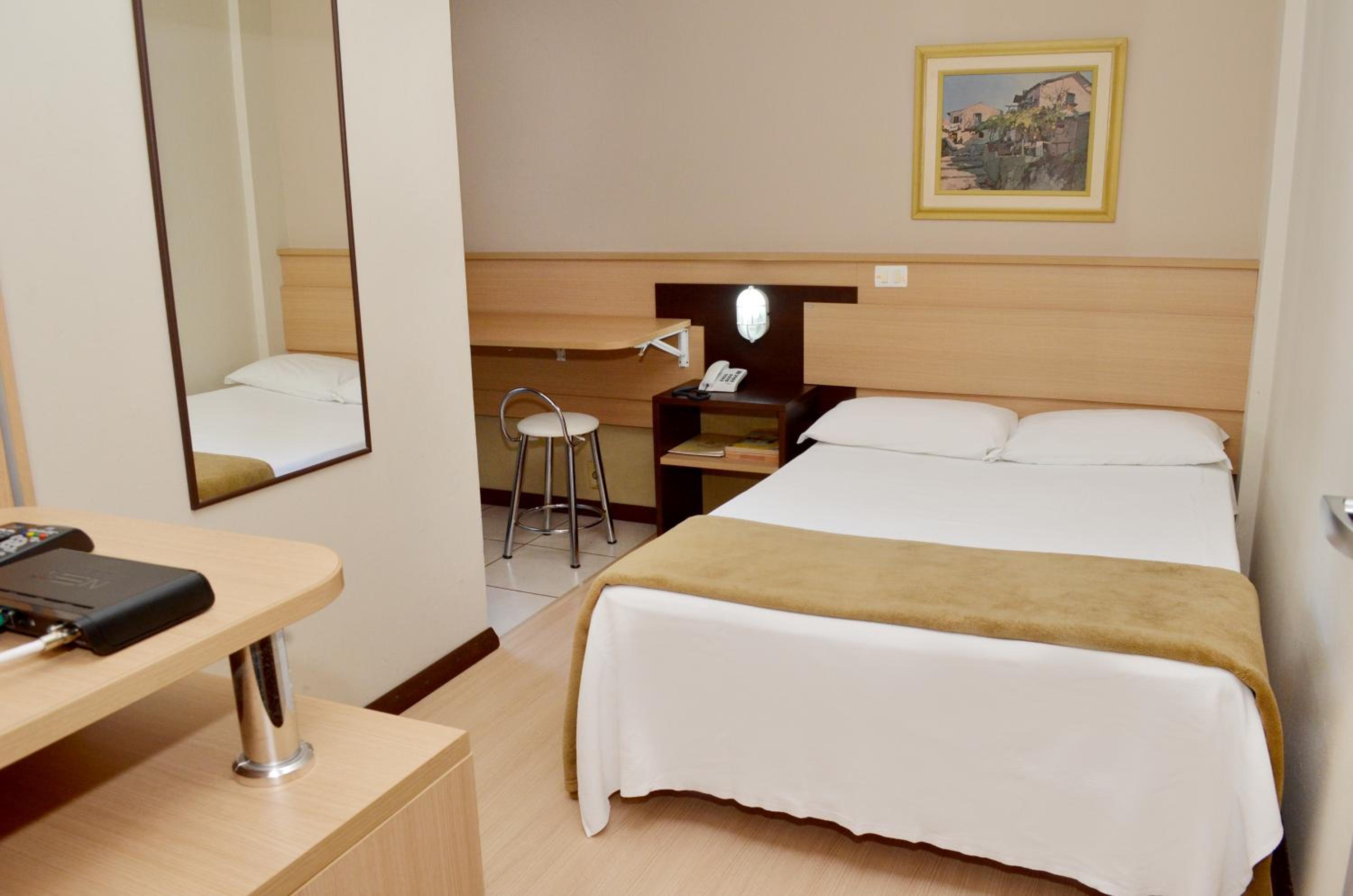 Budget Double Room photo 2