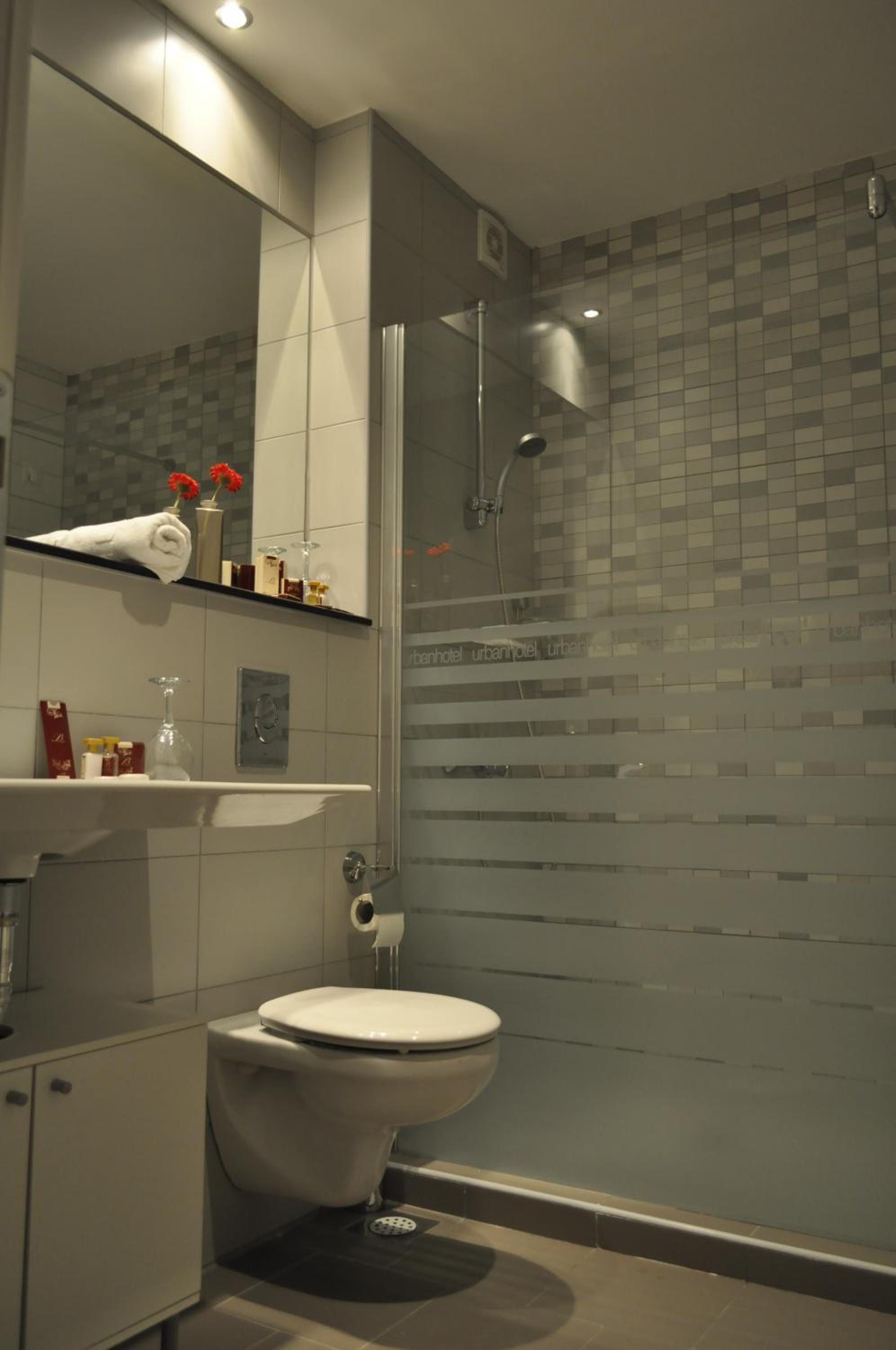 Double Room - Photo 7
