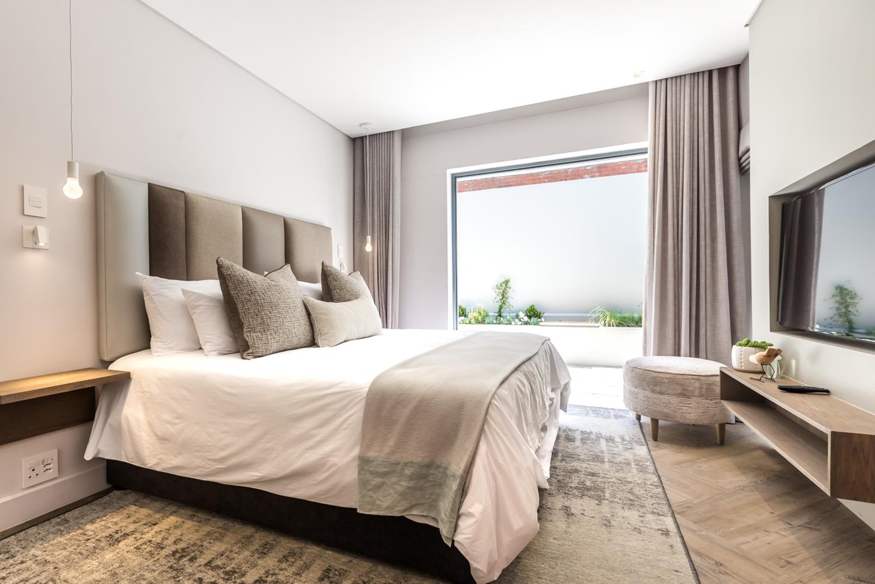 Double Room - Photo 1