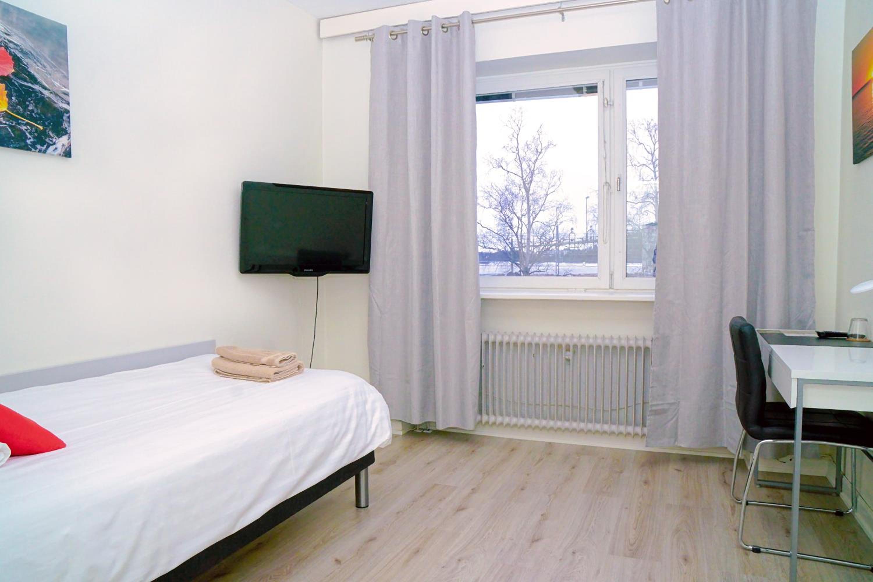 Single Room photo 2