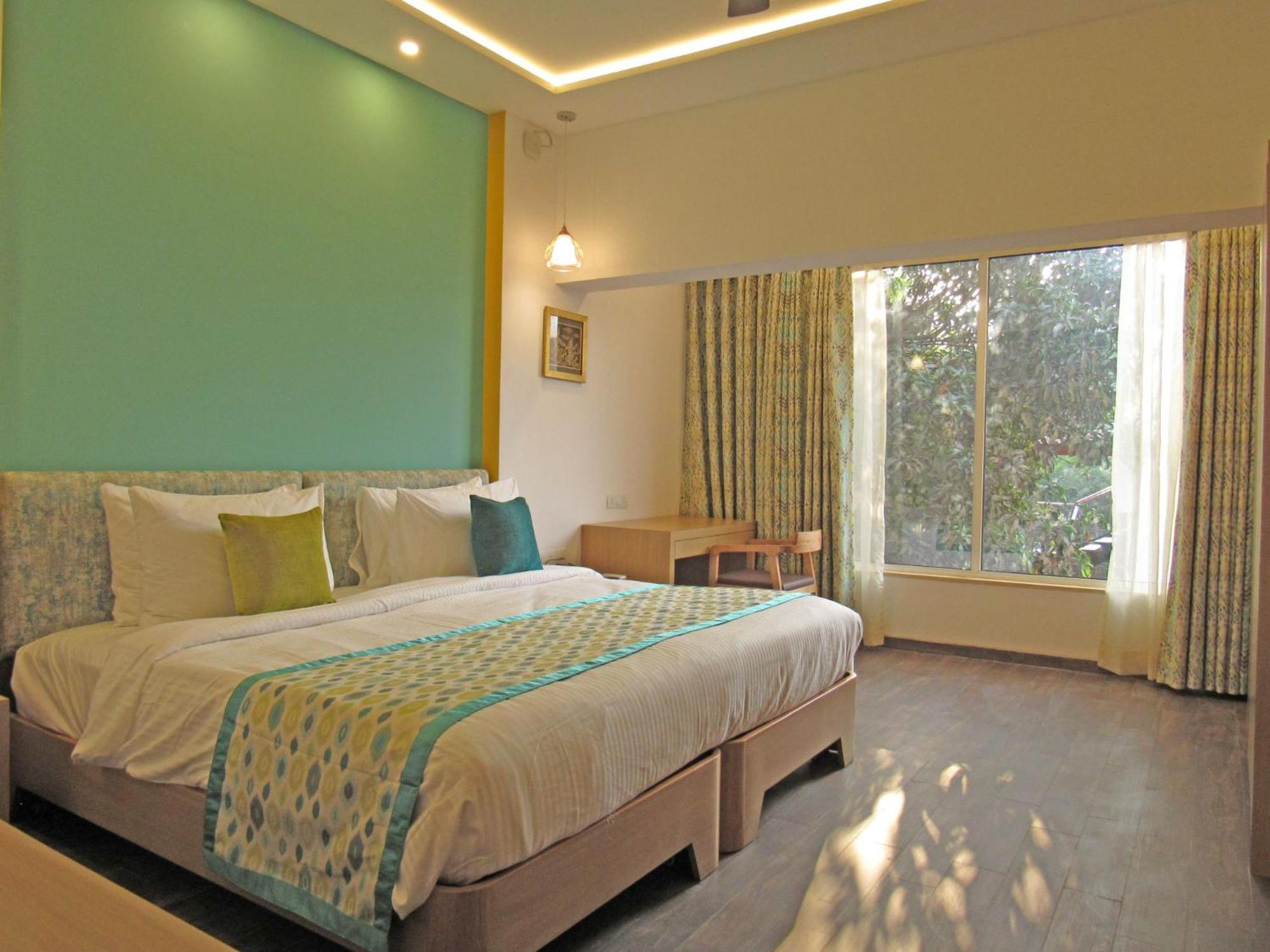 Courtyard Room photo 3
