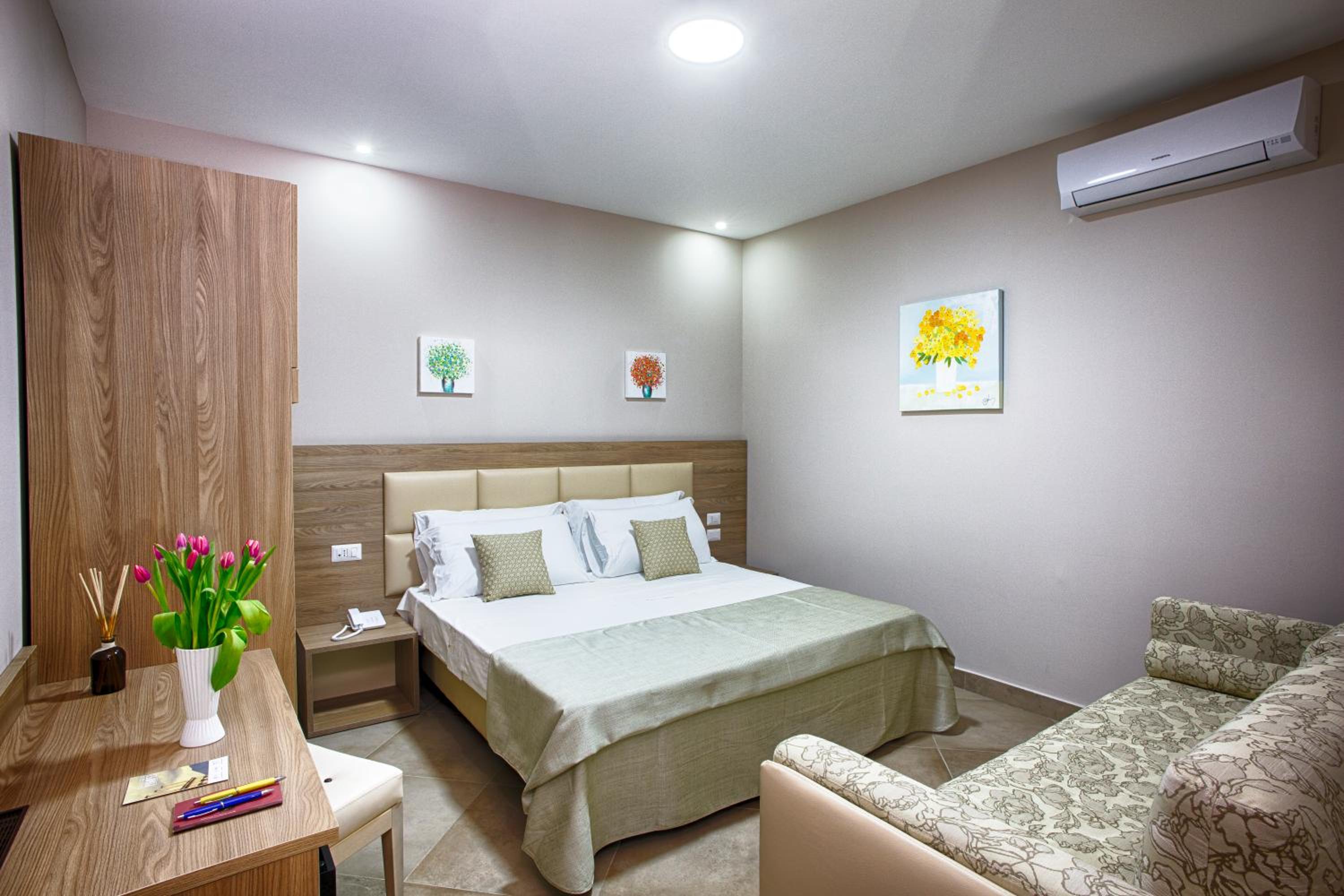 Double Room photo 3