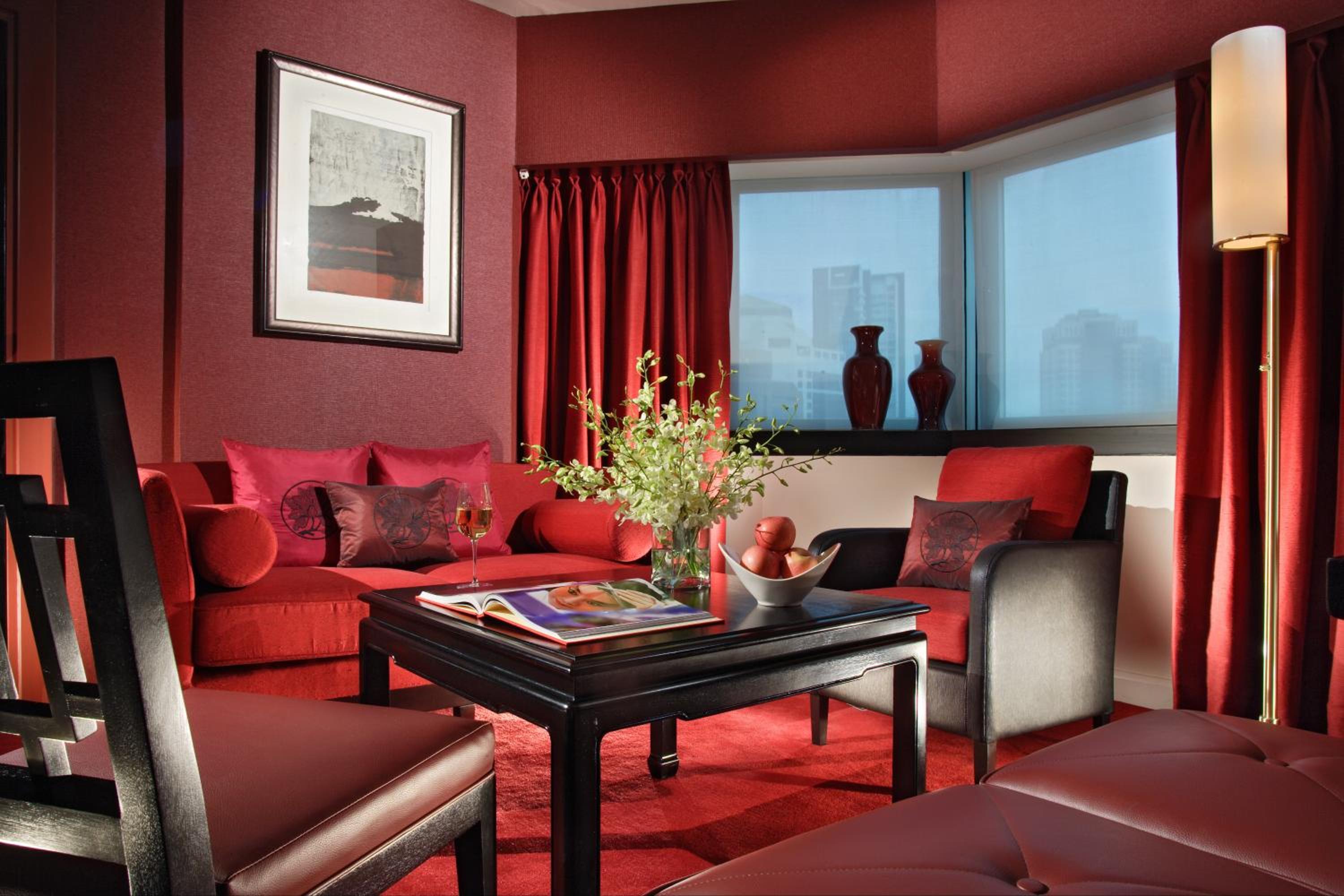Signature  Suite thumbnail 5