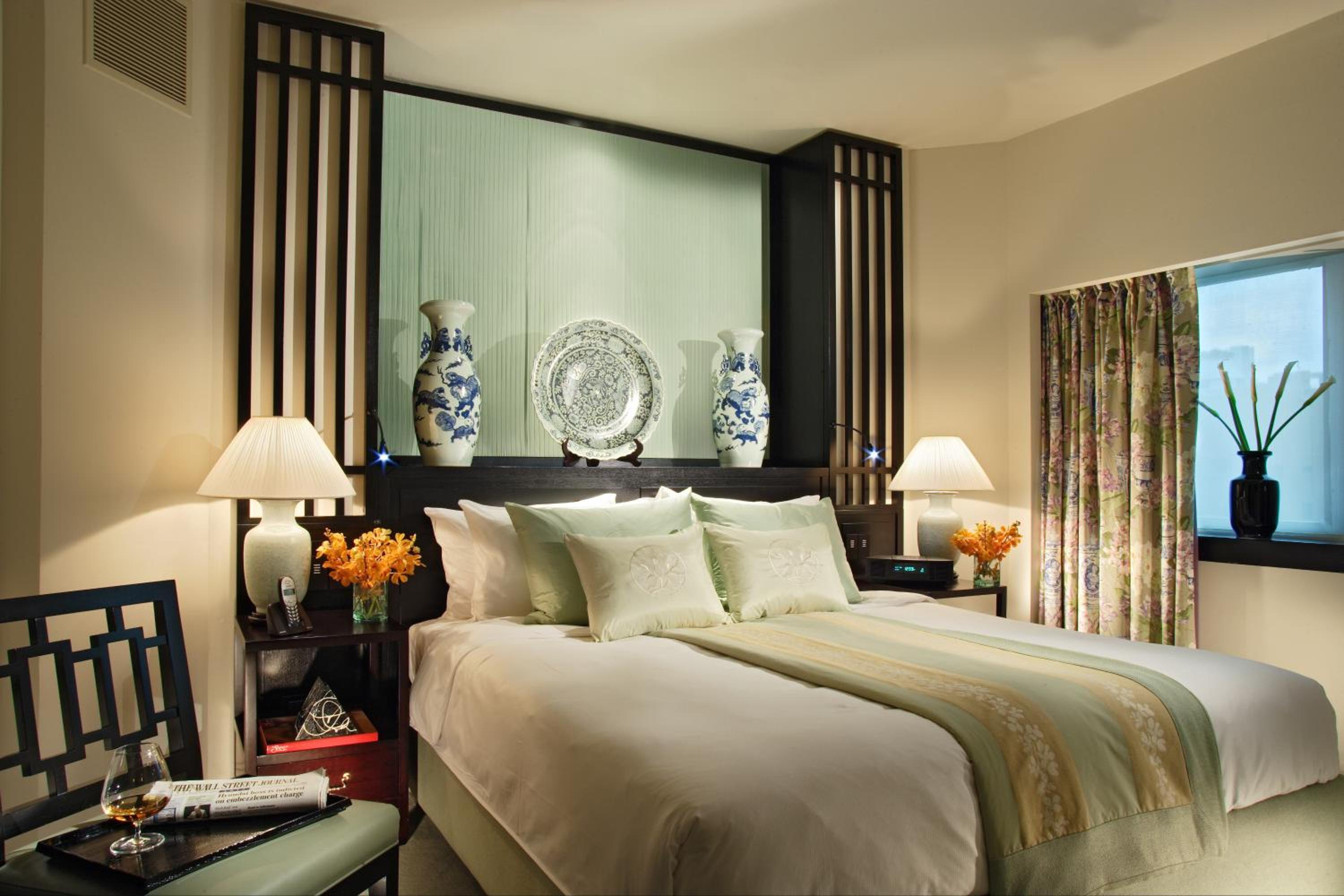 Signature  Suite