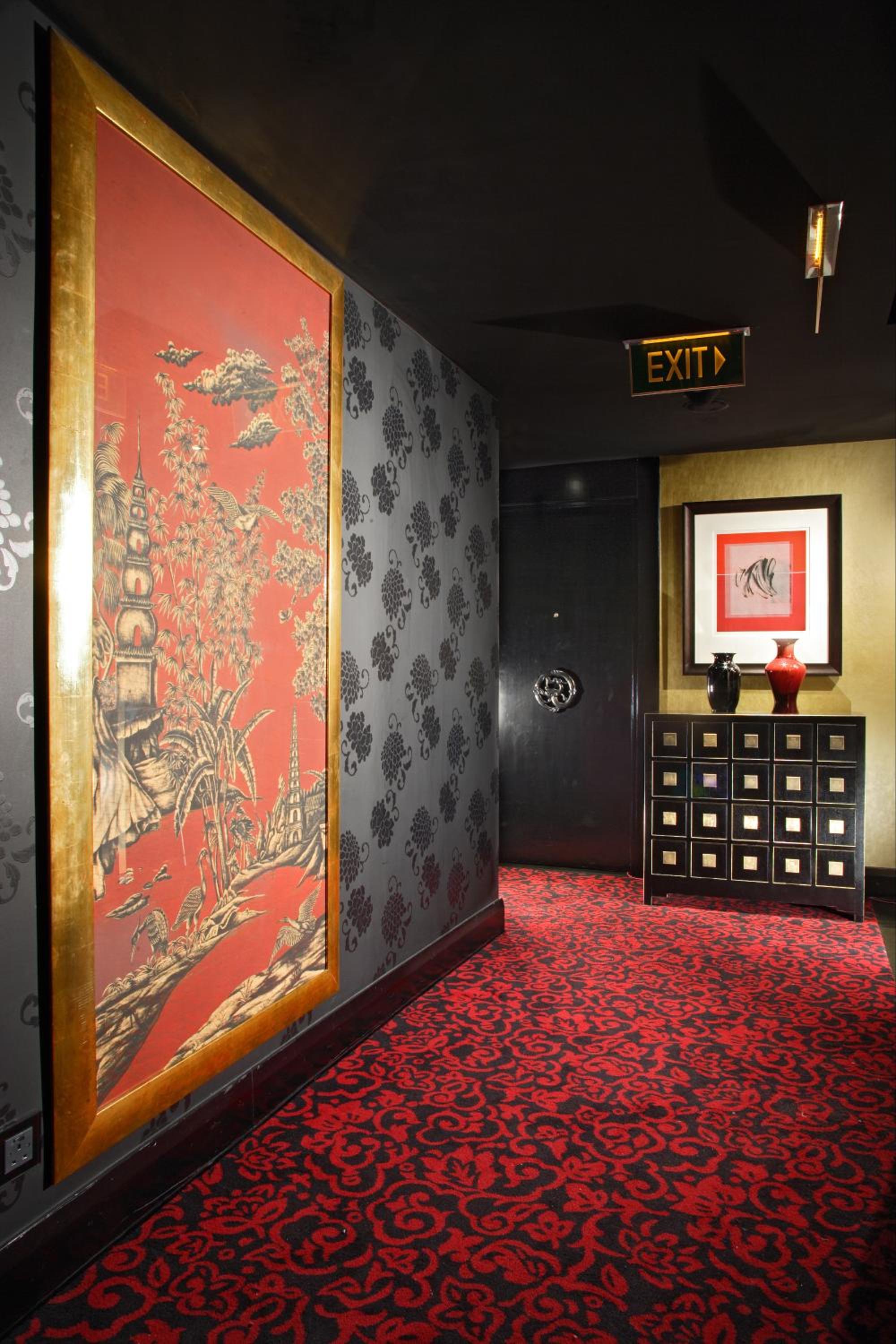 Signature Premier King Room