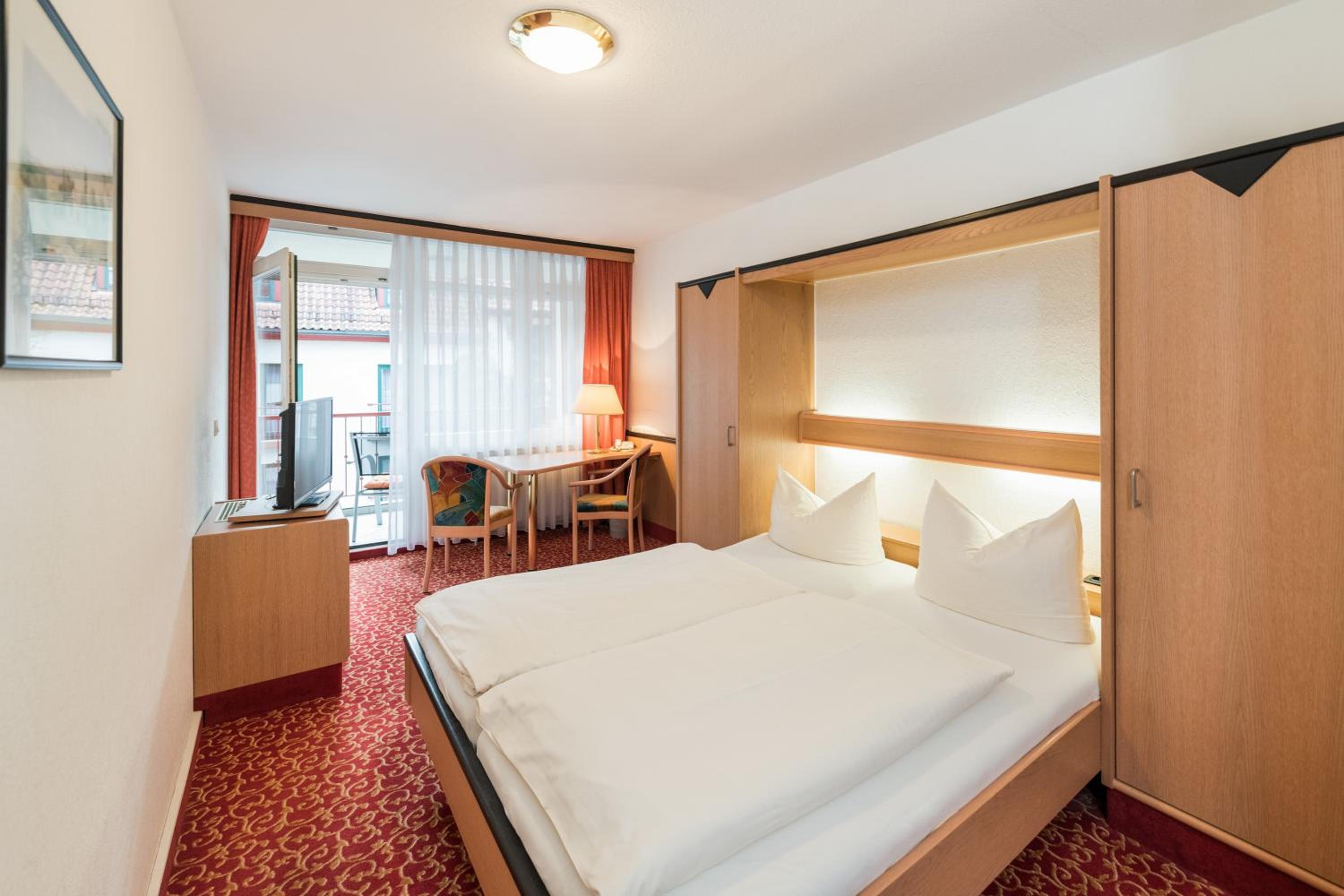 Double Room - Photo 2
