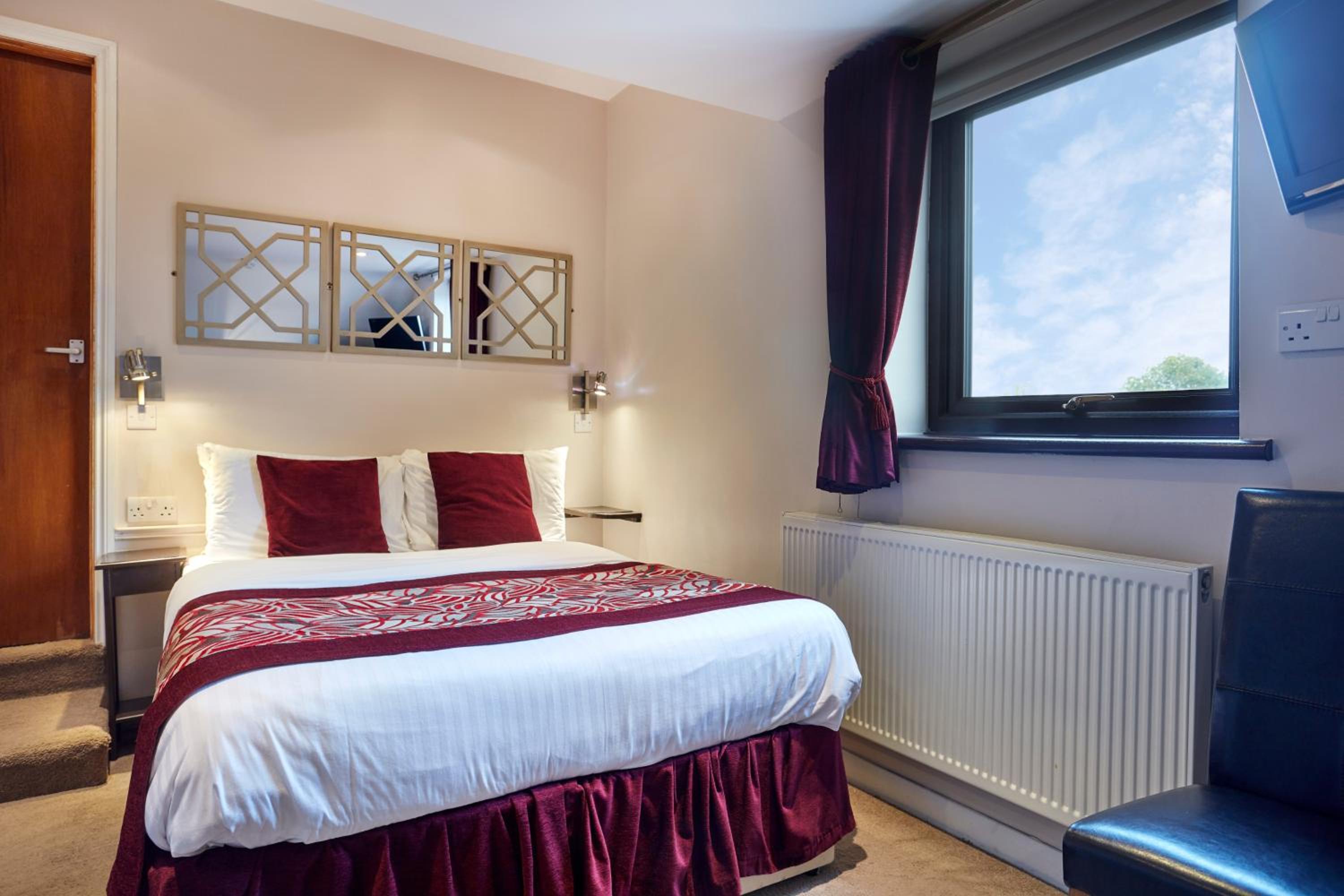 Standard Double Room photo 3
