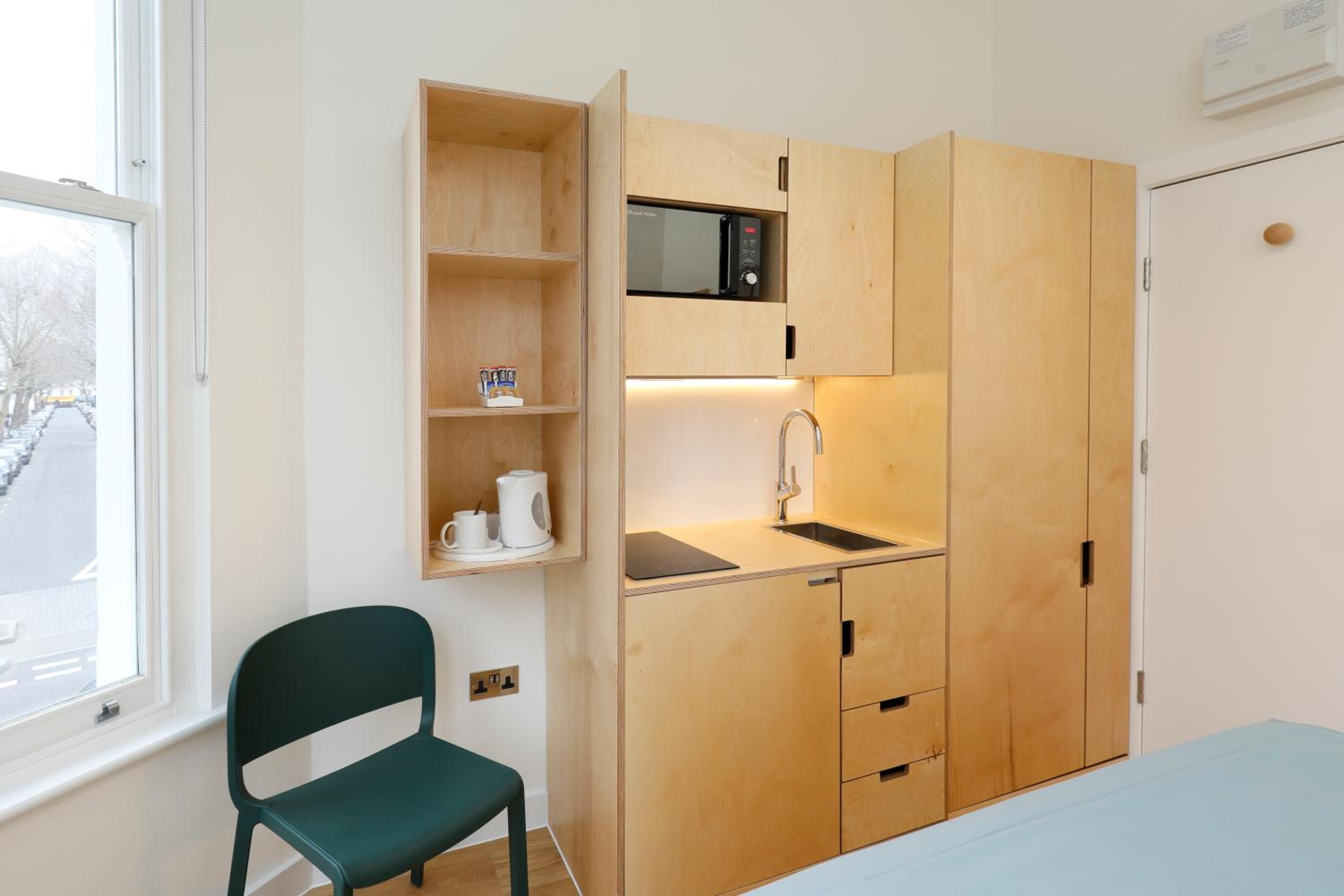Single Room photo 3