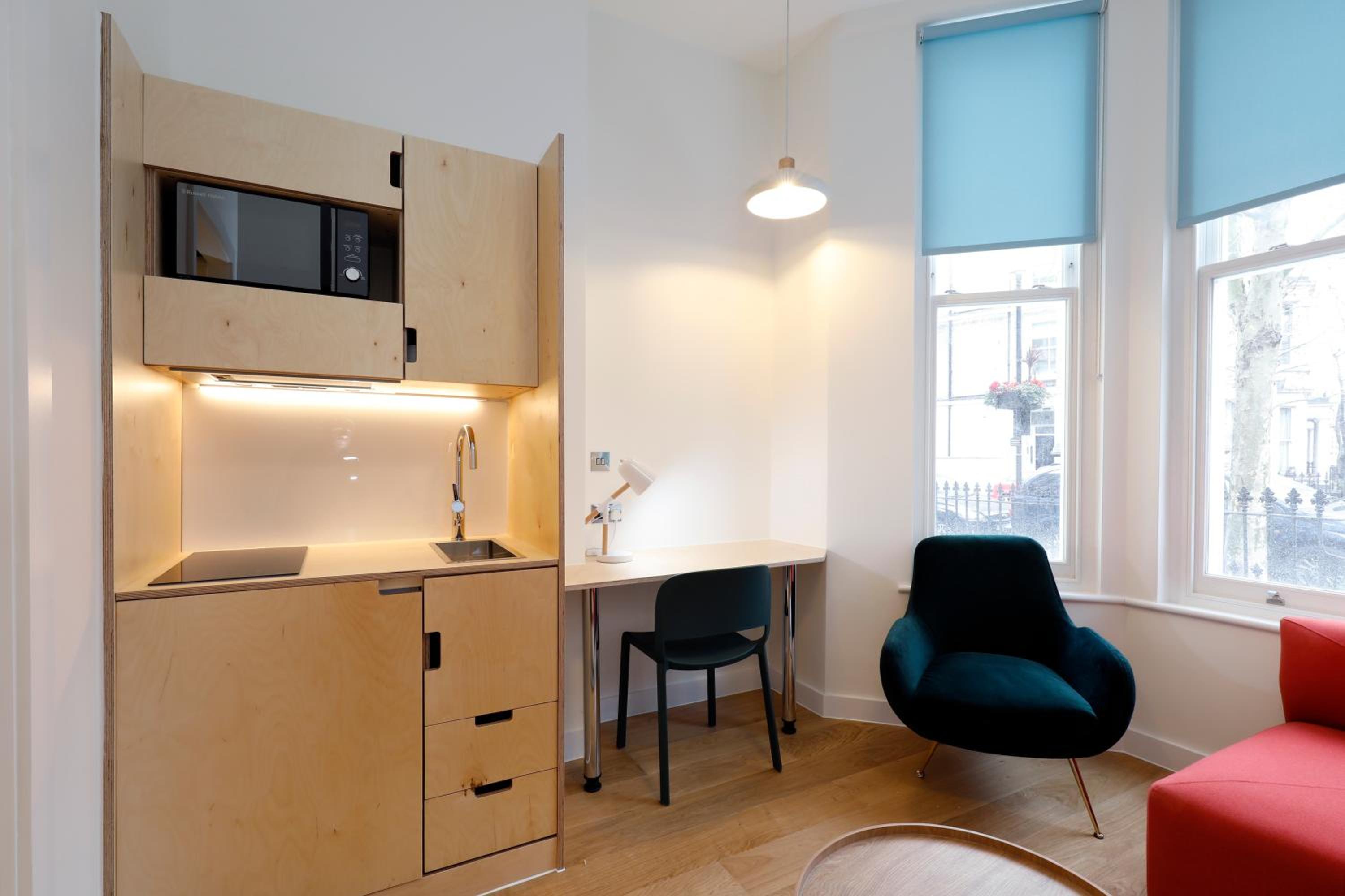 One-Bedroom Apartment photo 2