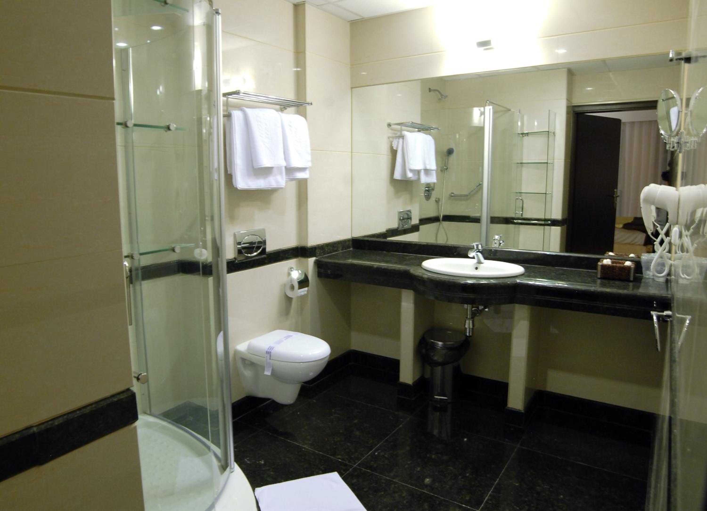Double Room - Photo 4