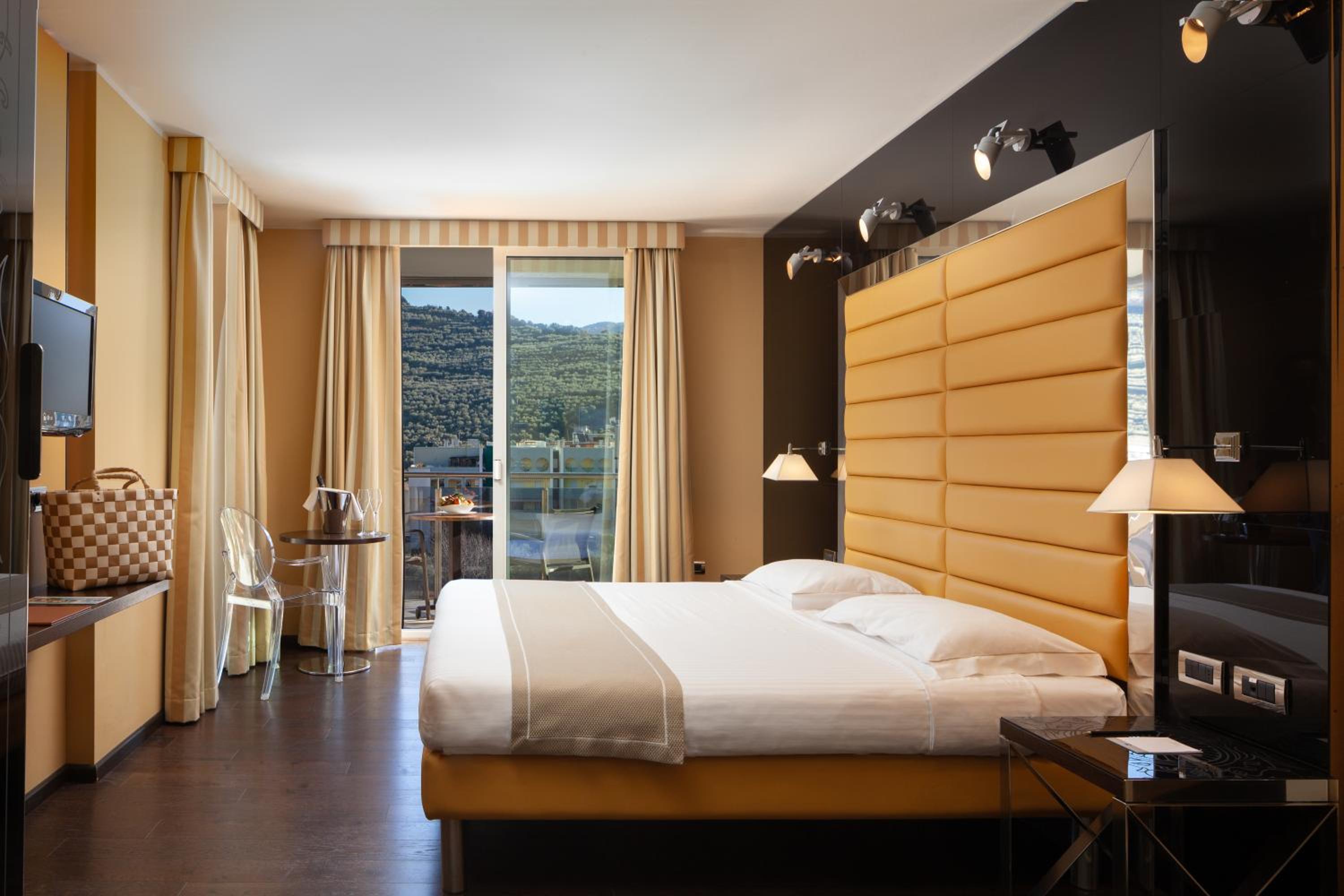 Executive Double or Twin Room with Panoramic View