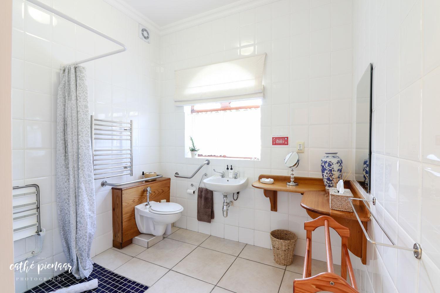 Twin/Double Room photo 3