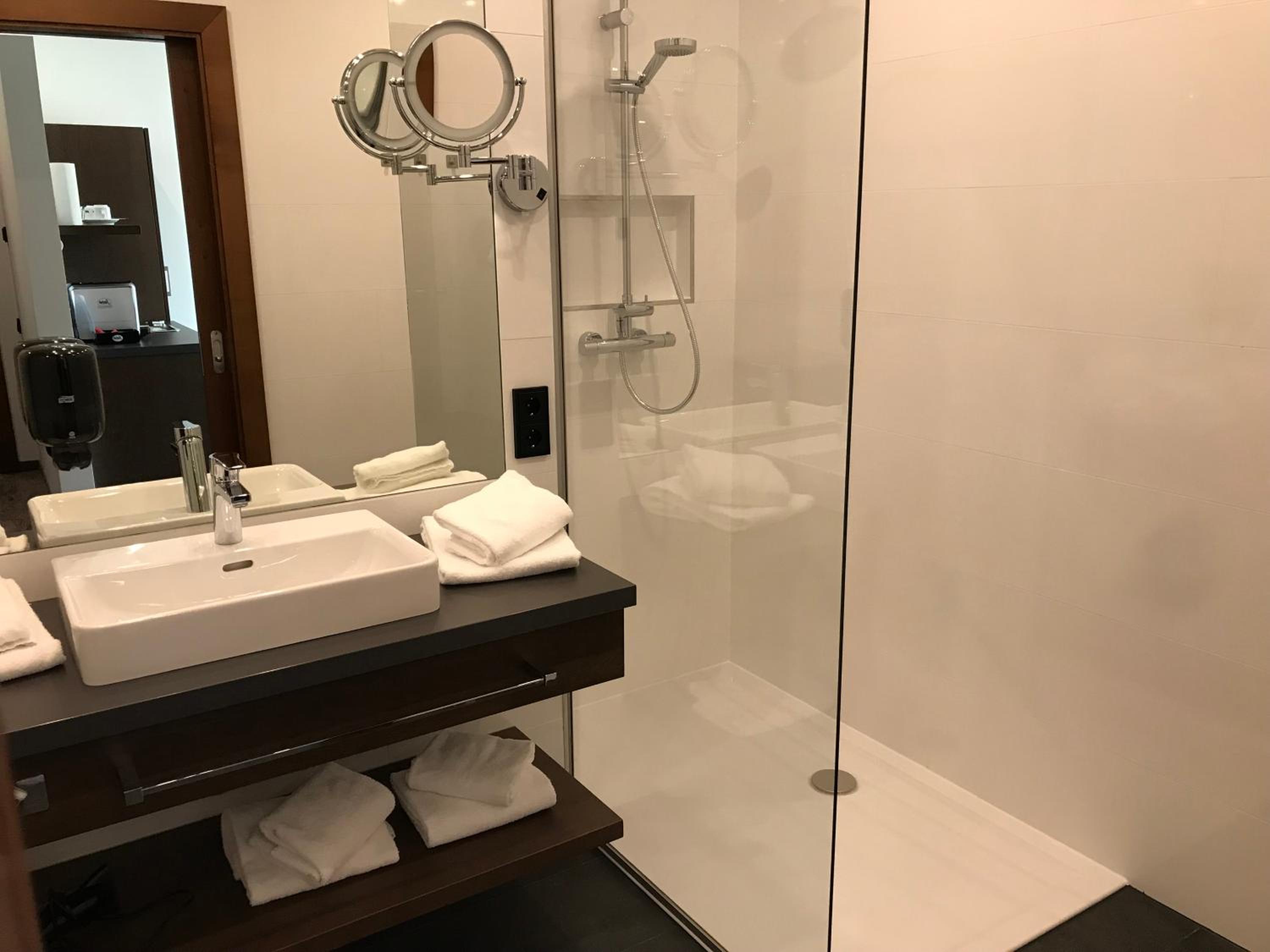 Superior Double Room - Photo 10