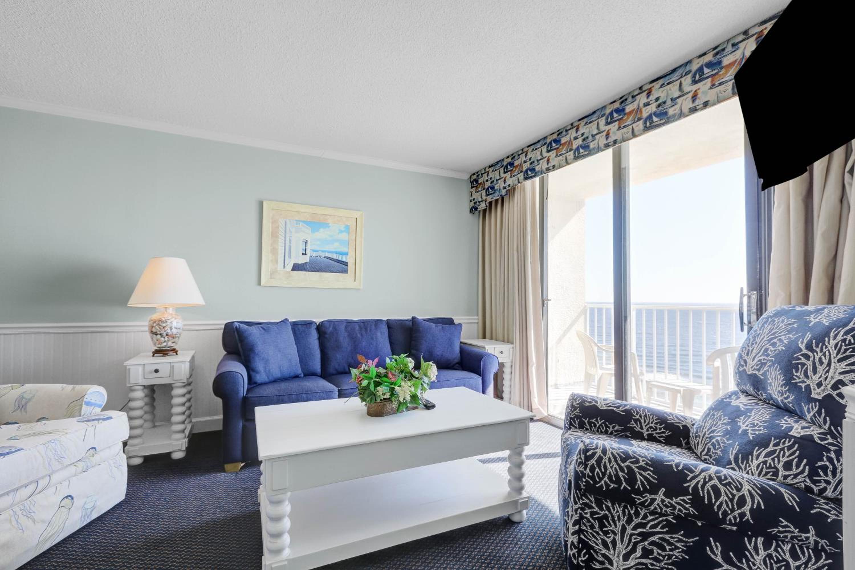 Two-Bedroom Suite photo 3