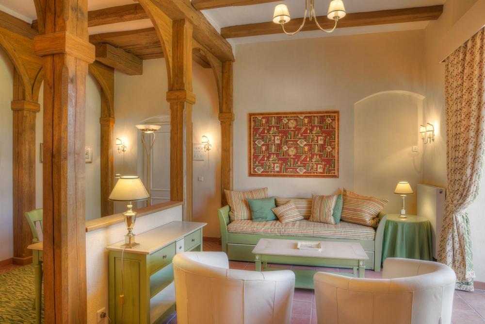 One-Bedroom Suite