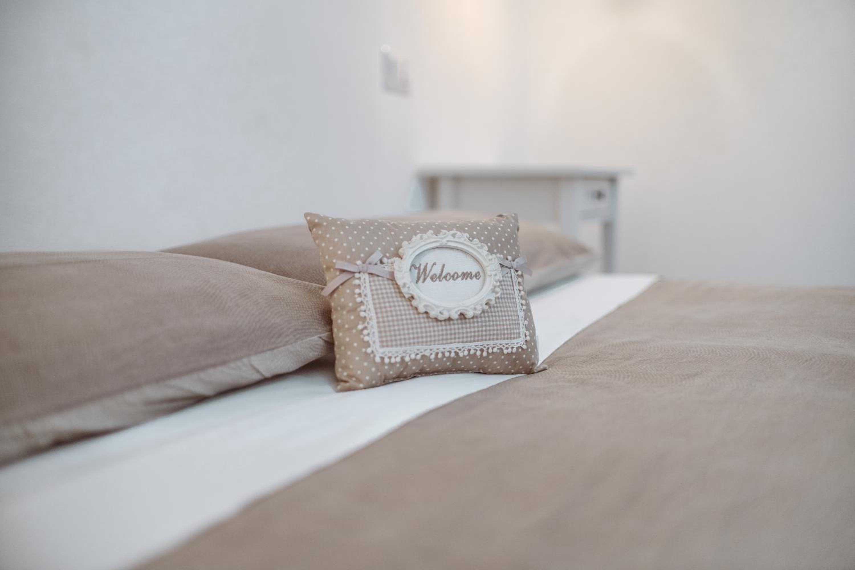 Double Room - Photo 28