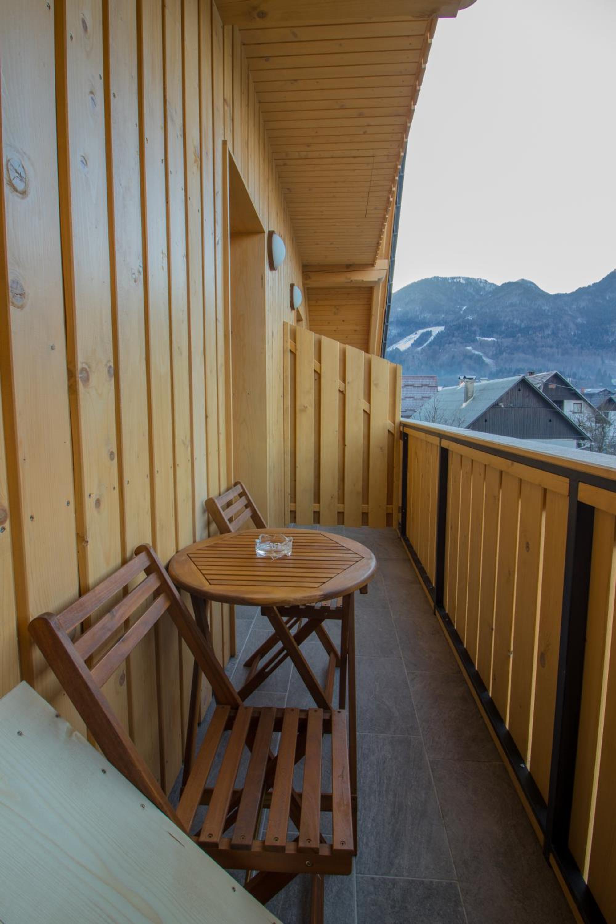 Twin Room with Mountain View photo 2