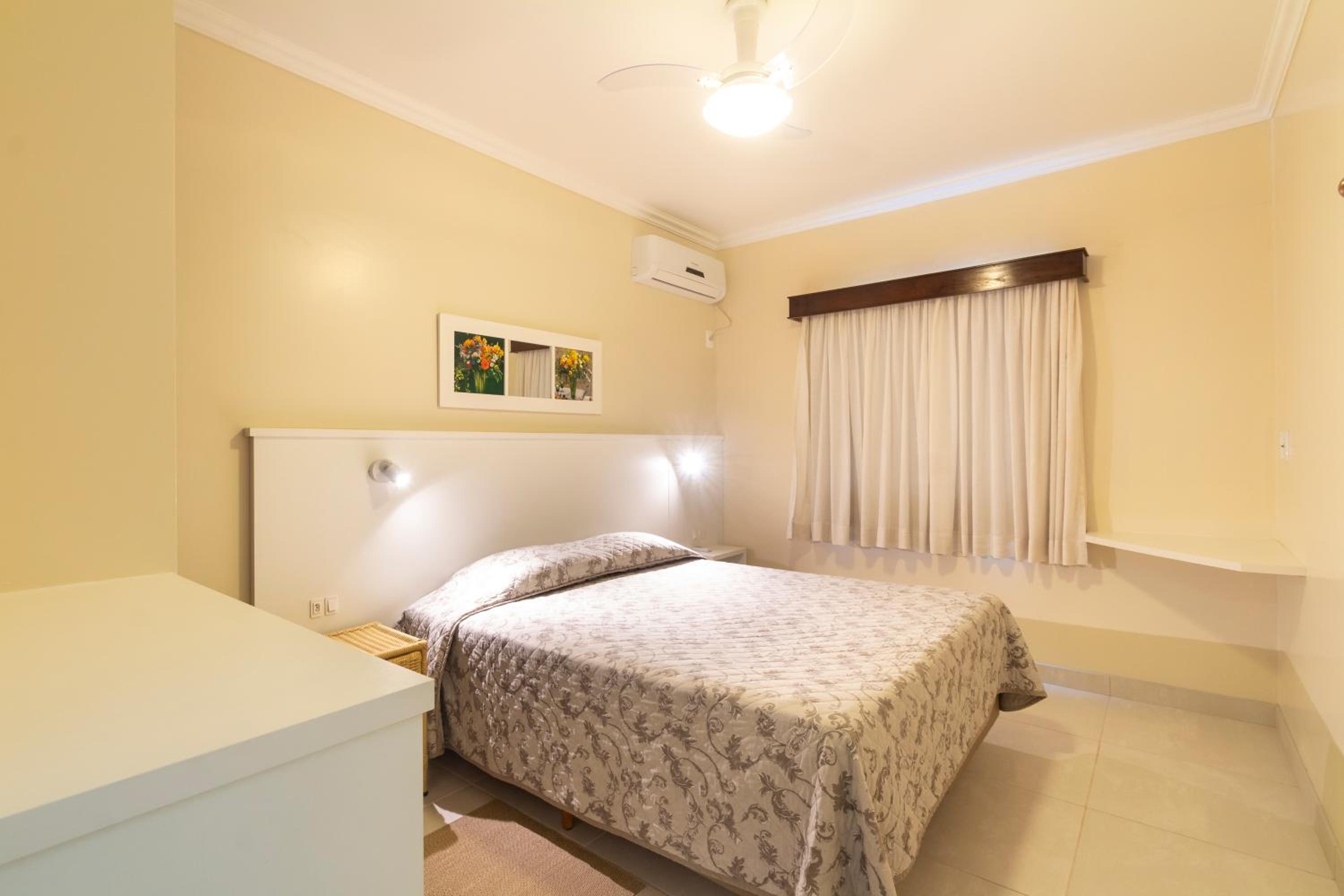 Two-Bedroom Apartment with Sea View photo 2