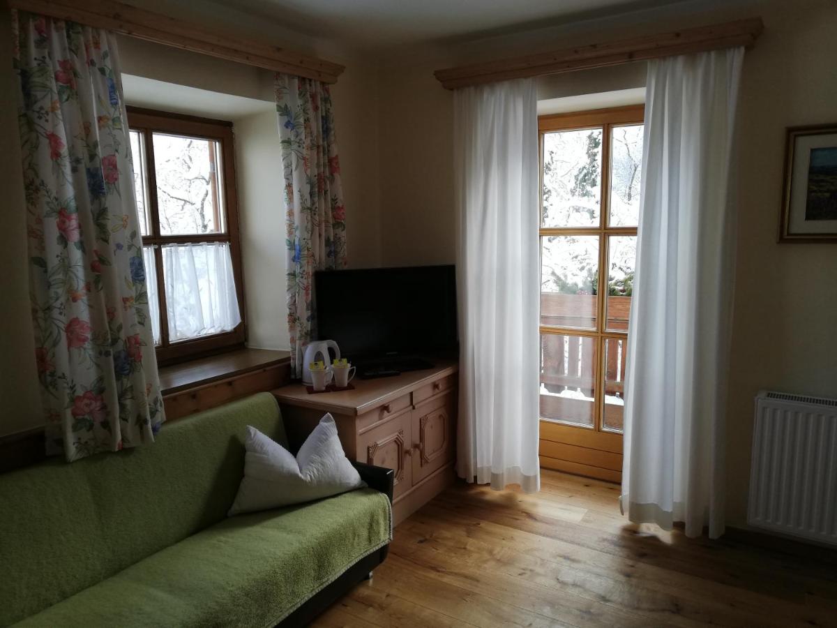 Family Room with Balcony photo 2
