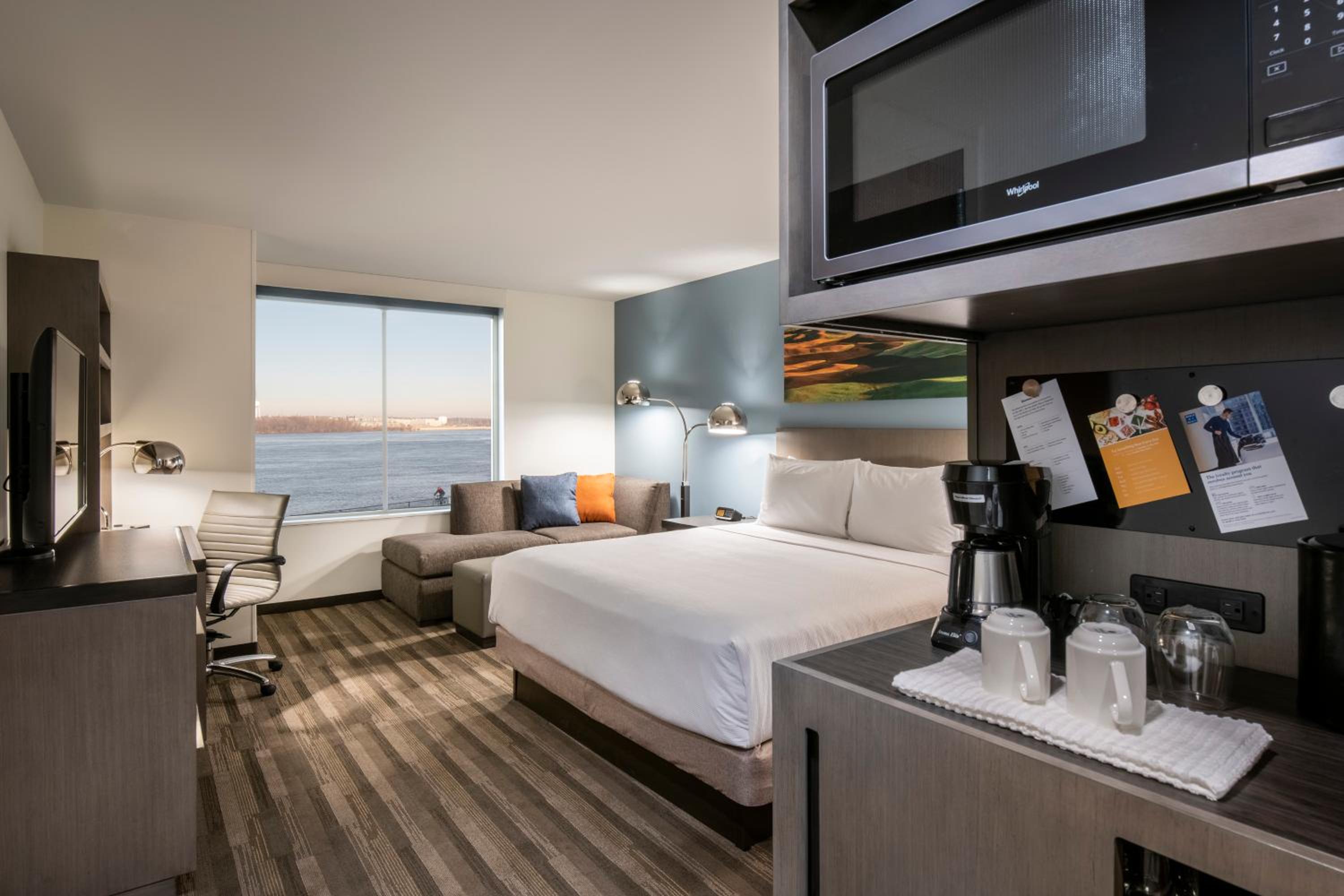 King Room - High Floor photo 1