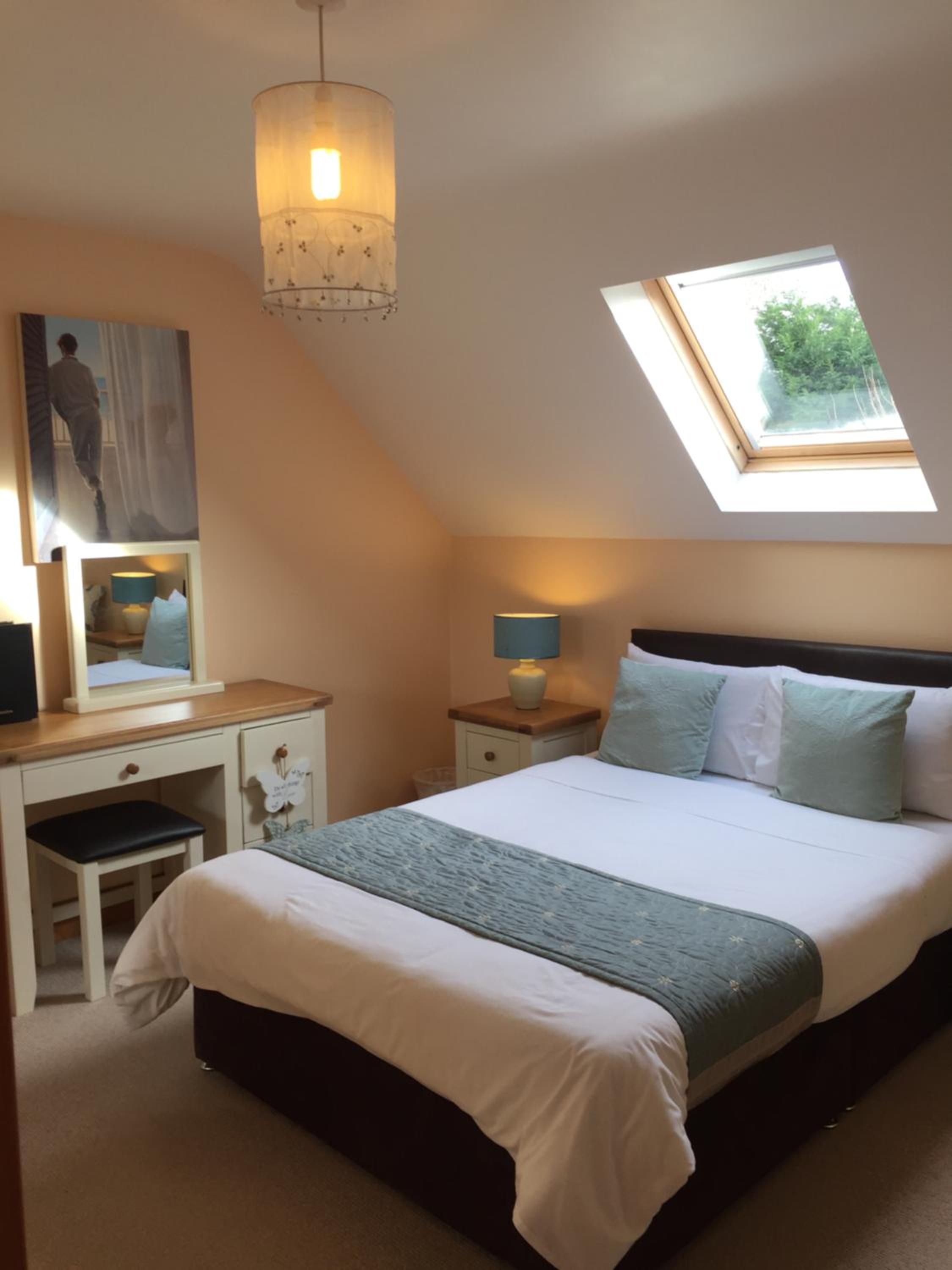 Standard Queen Room photo 3