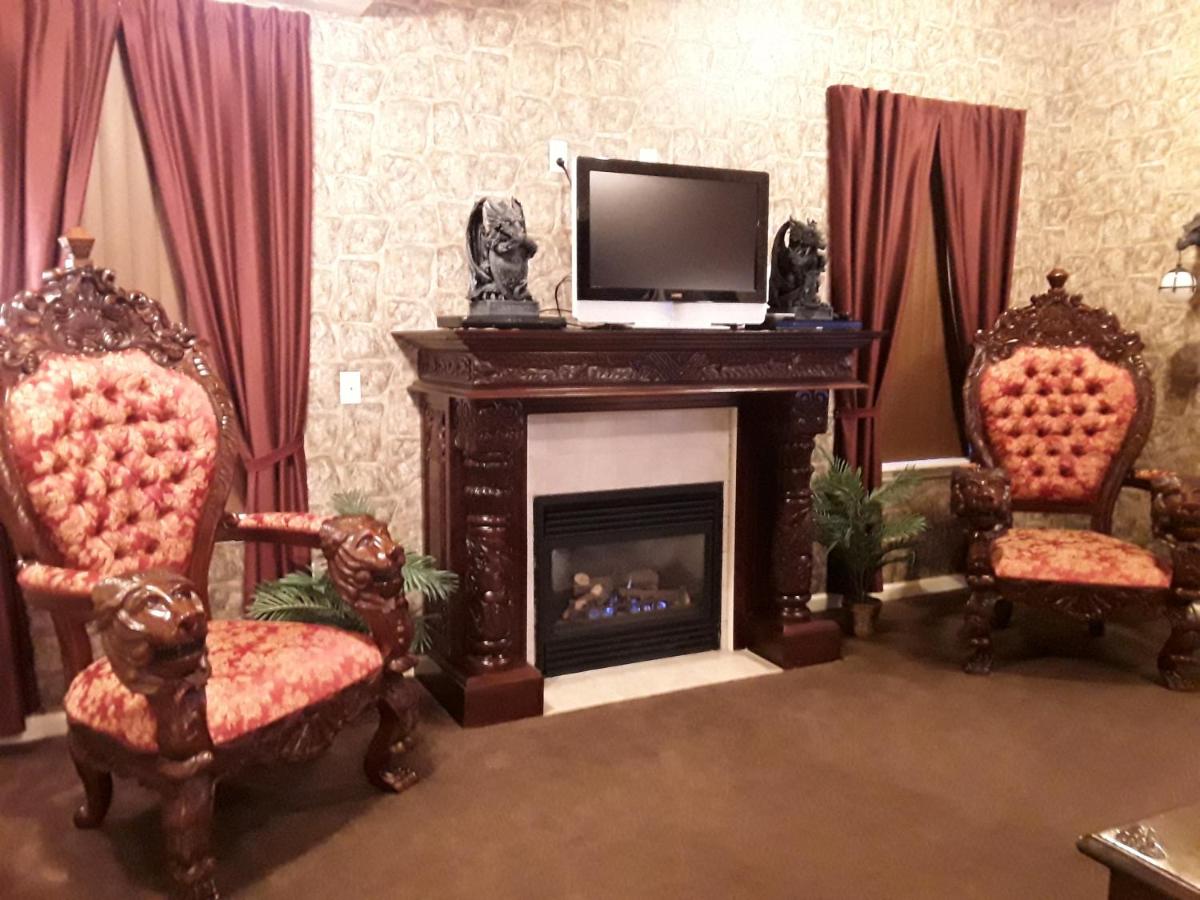 Medieval Chamber photo 2