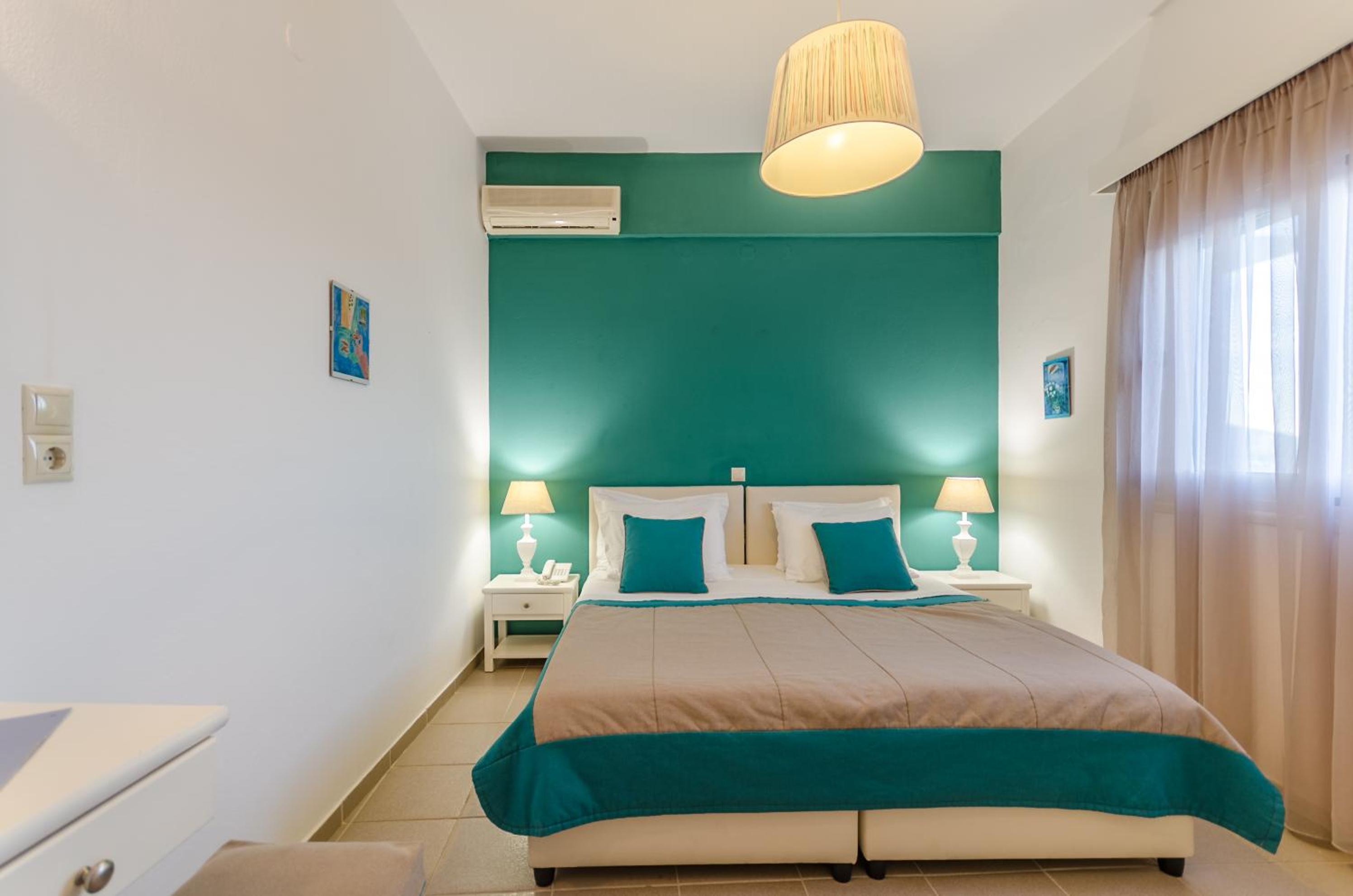 Standard Double Room with Sea and Pool View