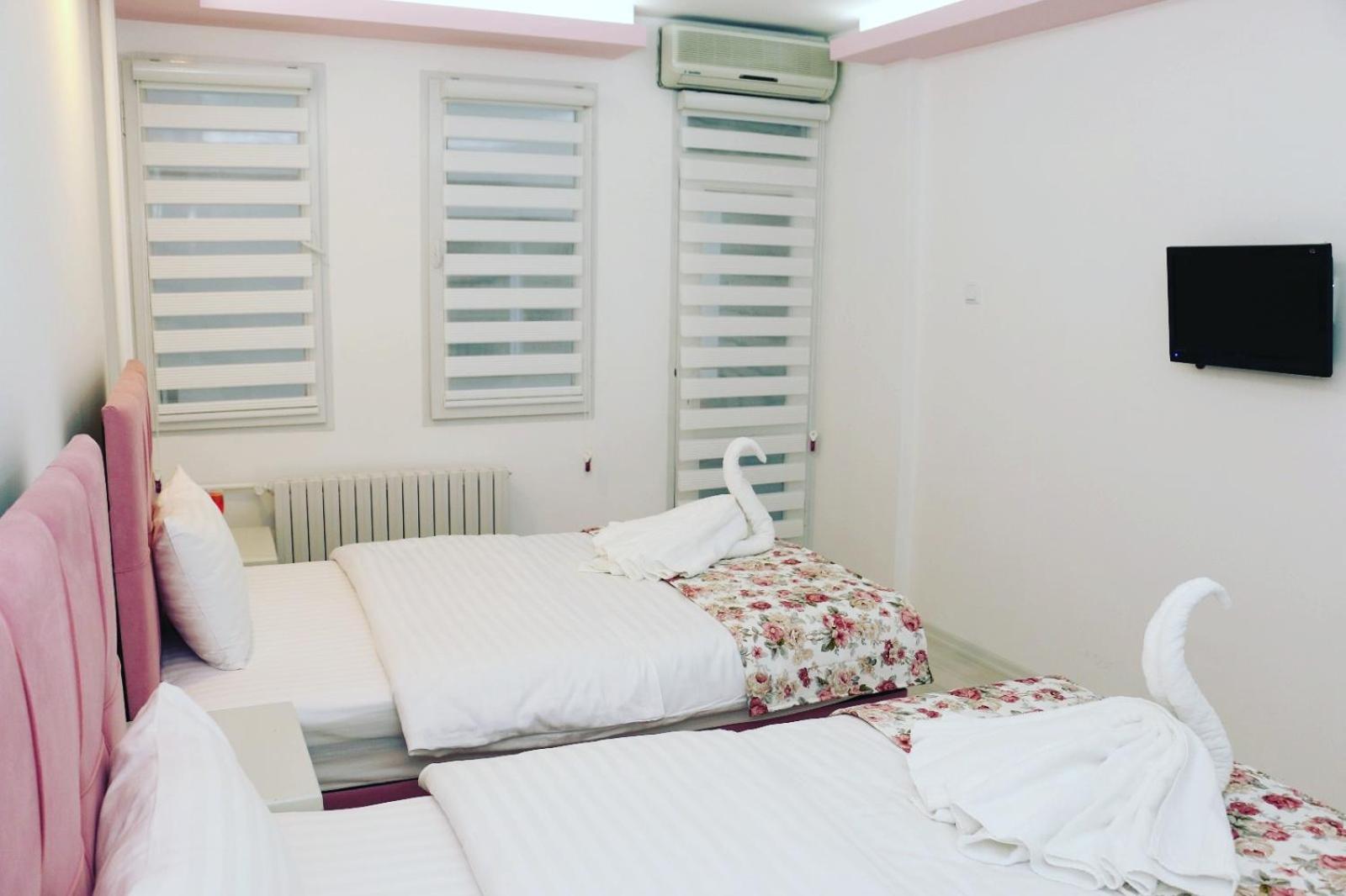 Standard Twin Room photo 3