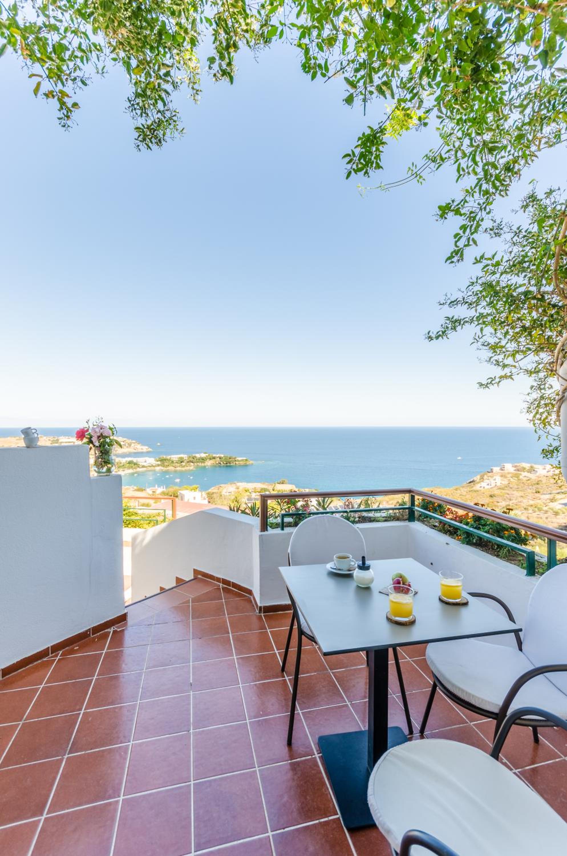Double Room with Panoramic Sea View photo 2