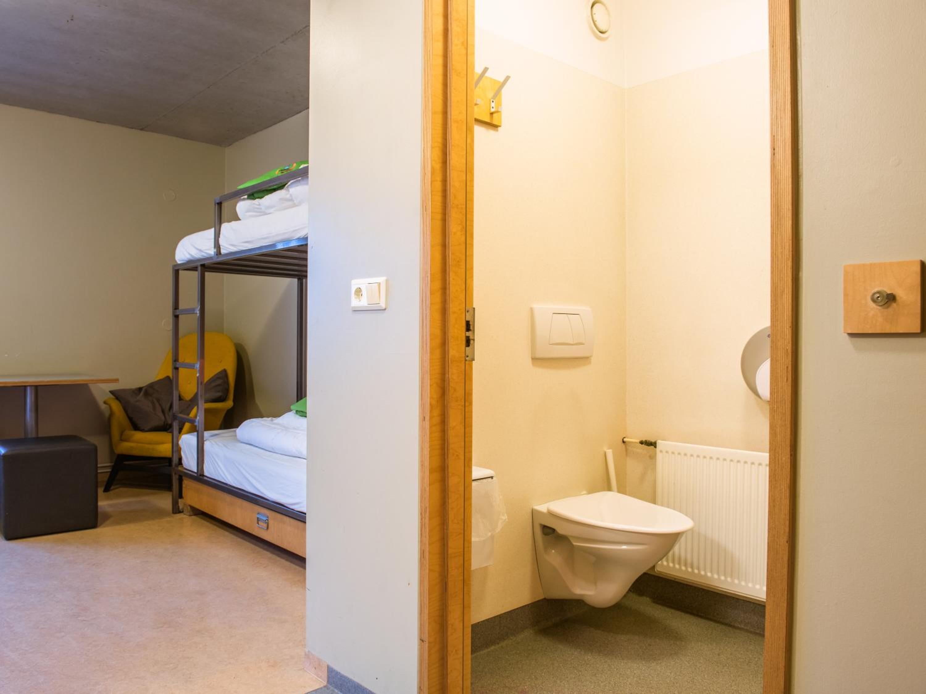 Triple Room With Private Bathroom photo 3