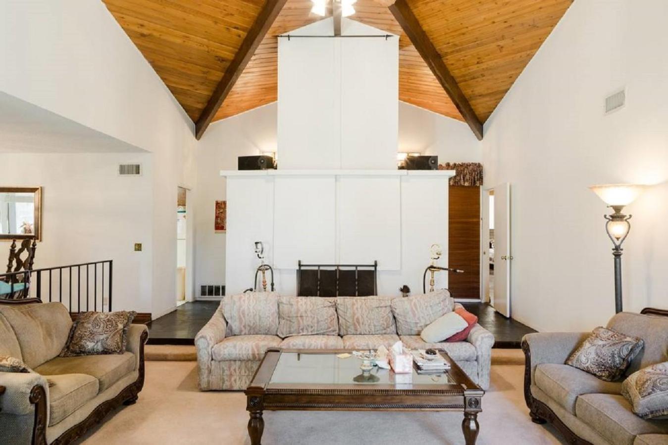 Queen Room with Garden View