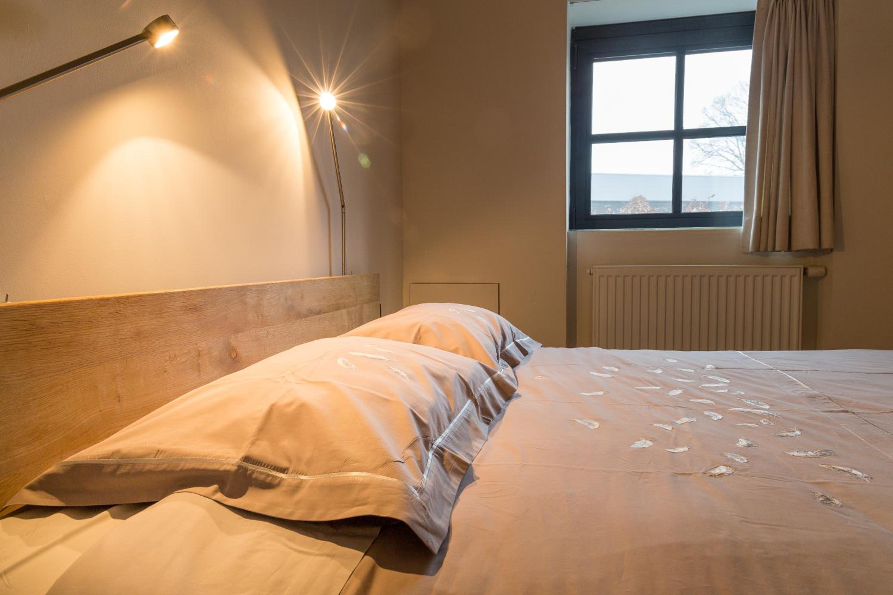 Studio Apartment photo 2