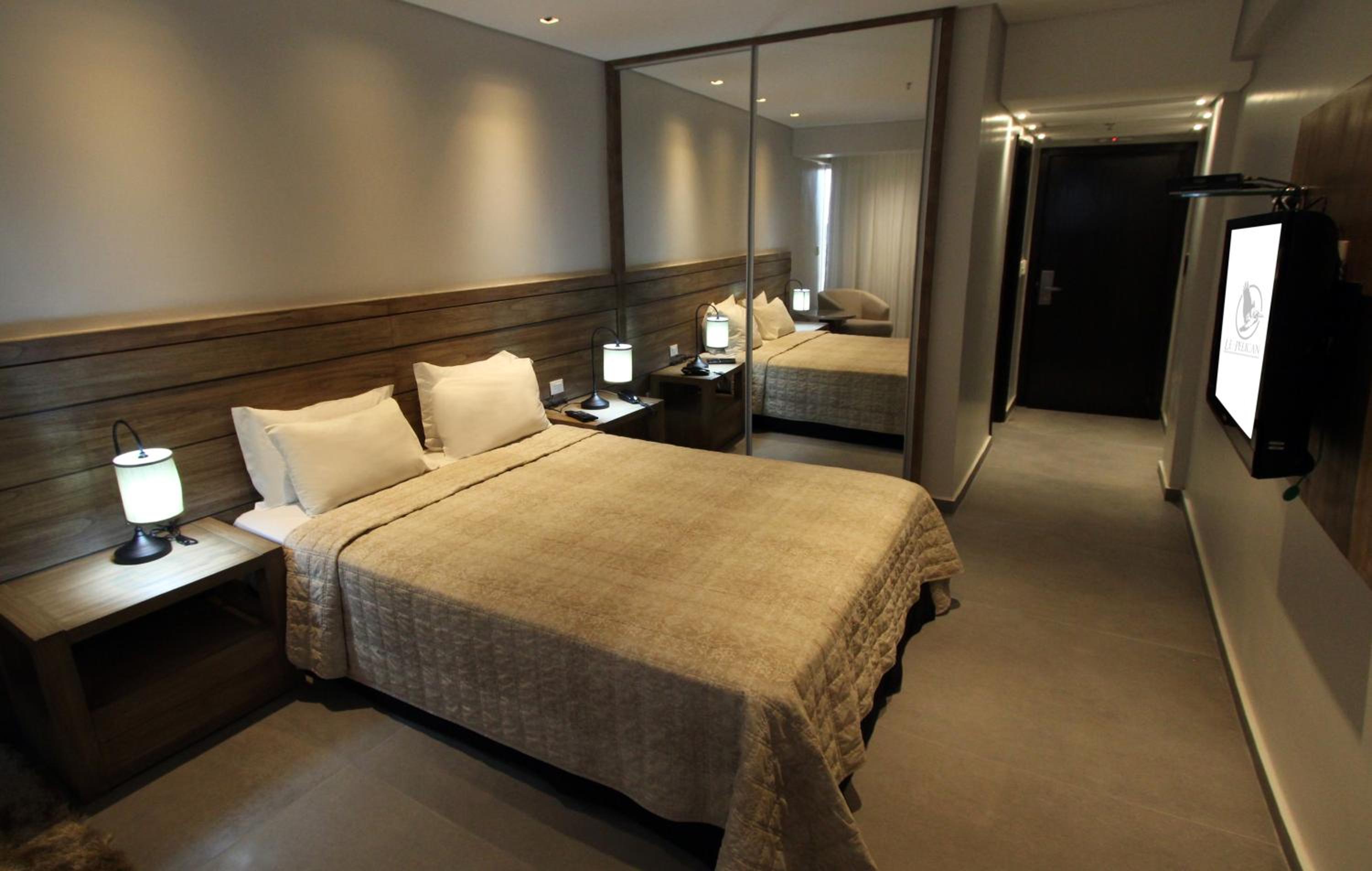 Queen Room photo 3