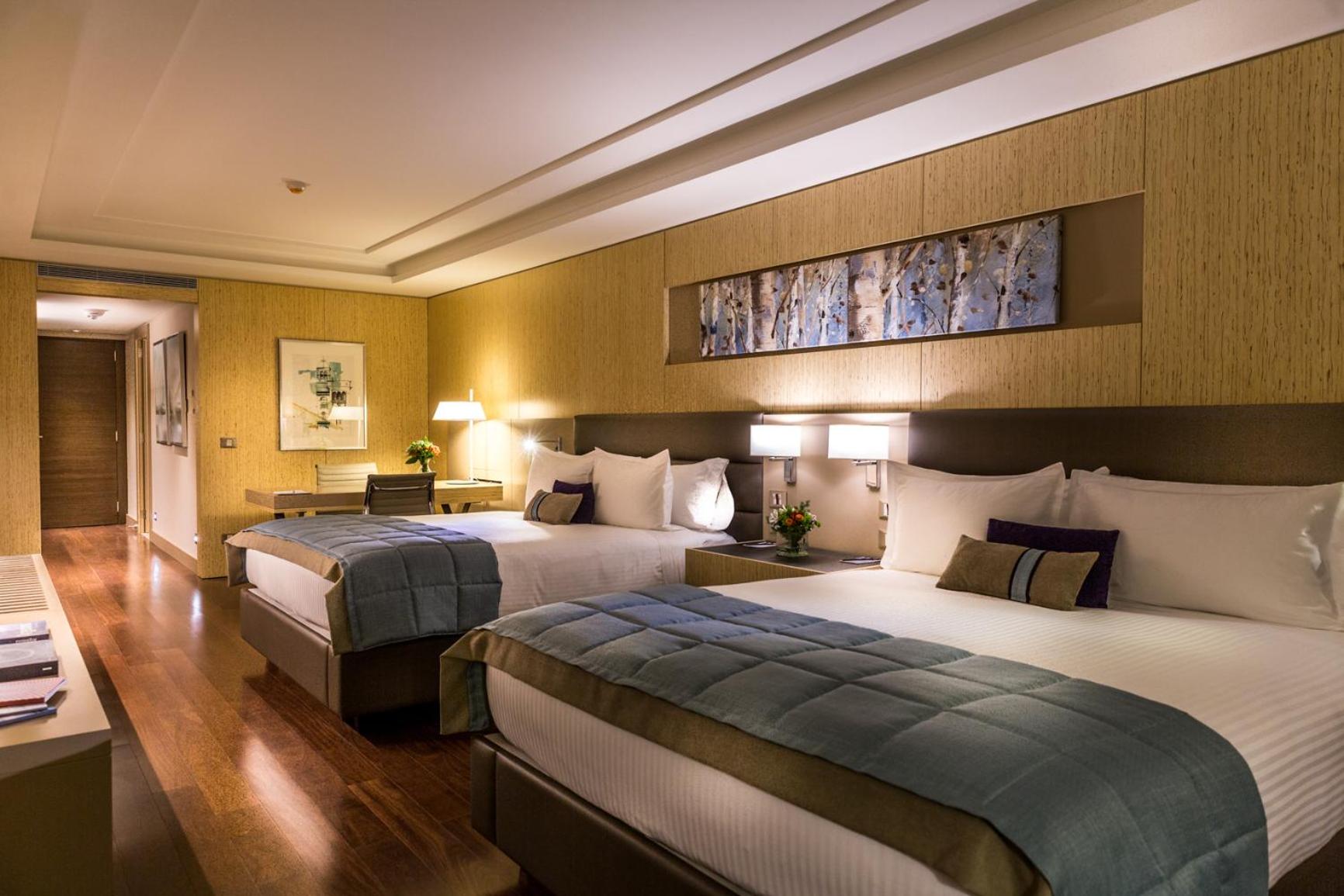 Executive Queen Room with Two Queen Beds and Balcony