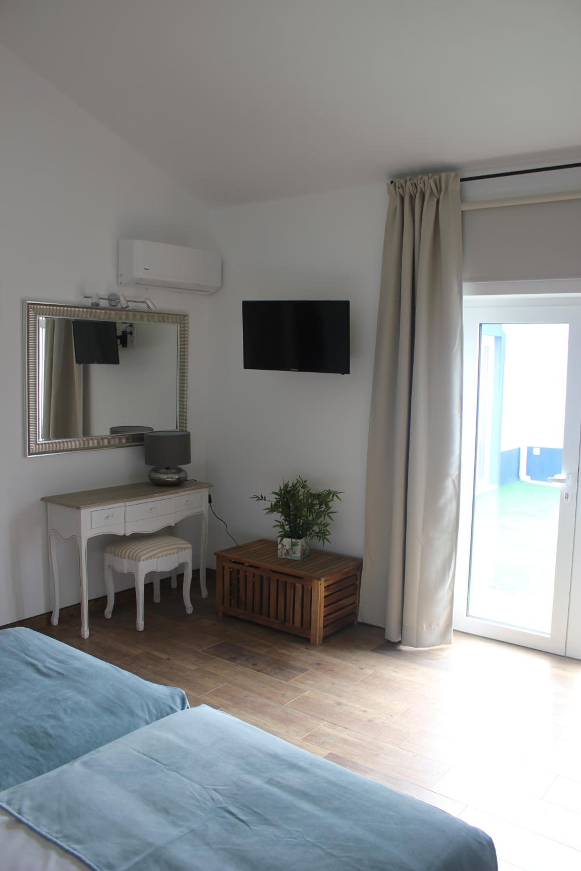 Double or Twin Room photo 3